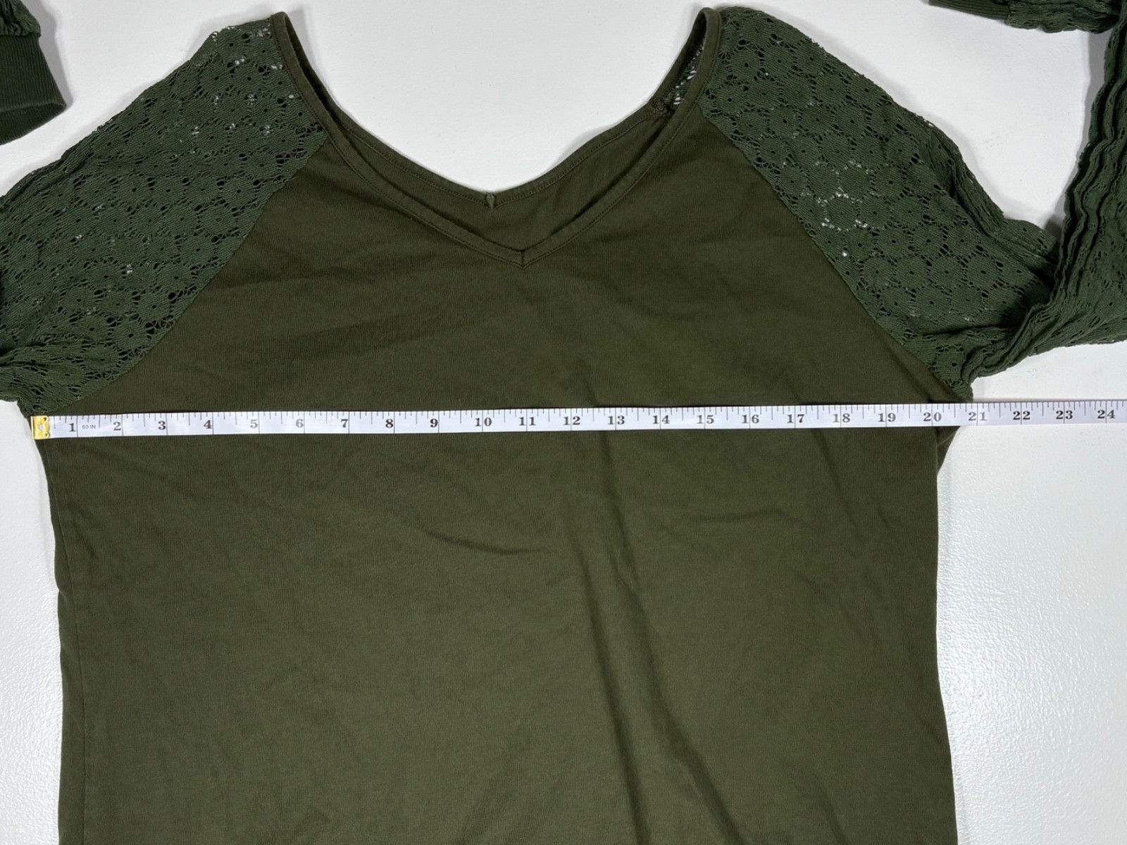 Unbranded T Shirt Women XL Green V Neck Lace Sleeve Casual Earthy Layering