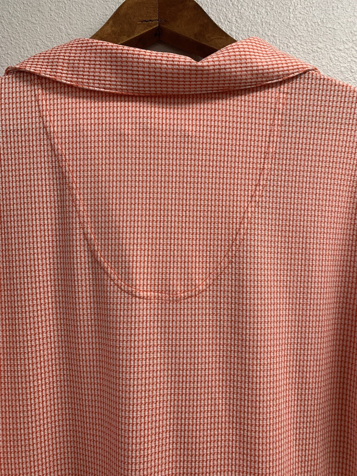 Sport Haley WOMENS MEDIUM ORANGE WHITE 3/4 SLEEVES GOLD BUTTONS ATHLETIC