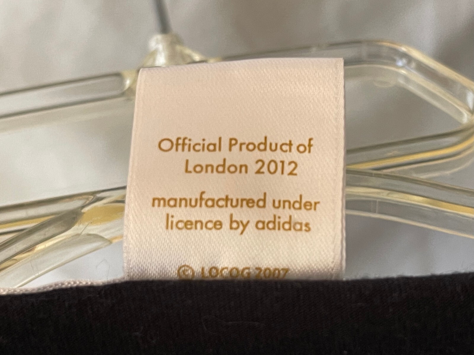 LONDON 2012 OLYMPIC MUSEUM HISTORIC COLLECTION BLACK TEE, WOMEN’S M 14 34″ CHEST