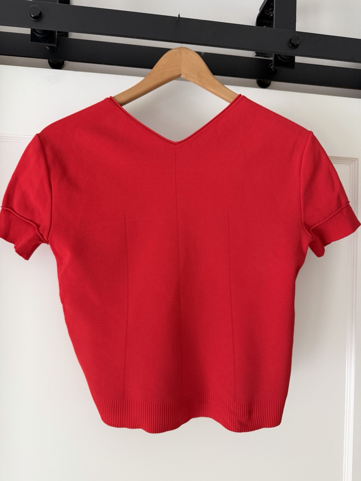🇫🇷 Nina Ricci Red V-neck Short Sleeve Top – Women’s M – Made in France