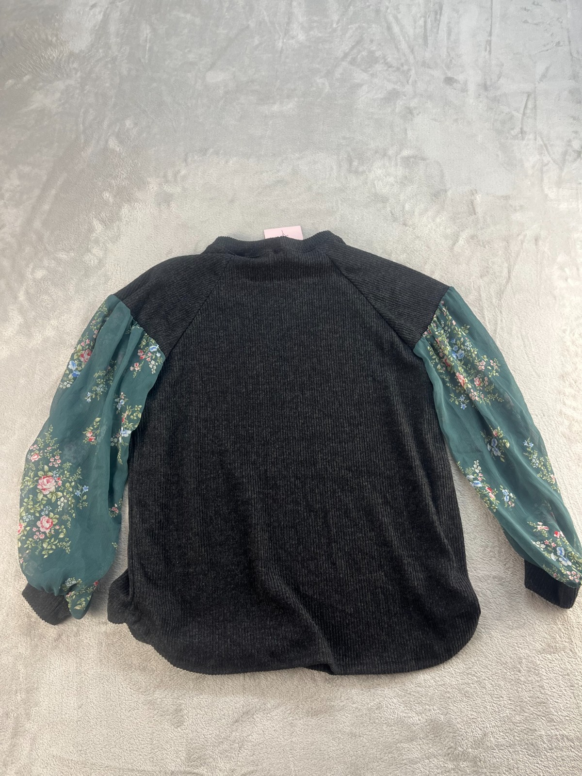 Crepas Tunic Blouse Womens Medium Gray Floral Long Sleeve Boho Pullover New