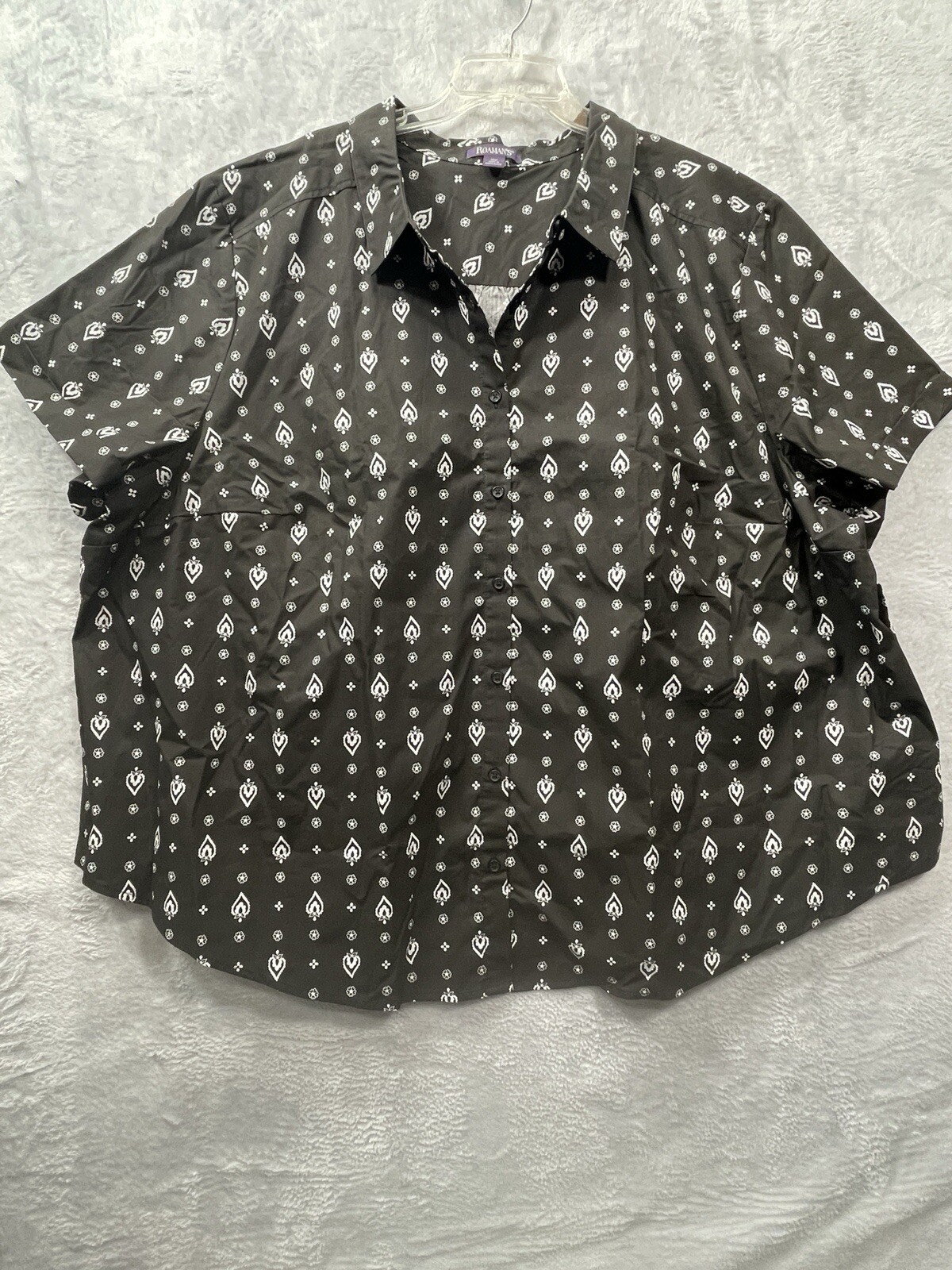 Roaman’s Women’s Plus Size Short Sleeve Kate Big Shirt. Brand New!