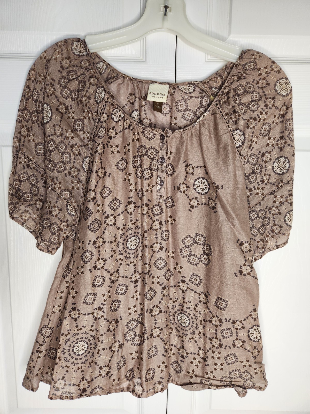 Sonoma Life + Style Women’s Blouse With Tank Liner Size Med Geometric Browns