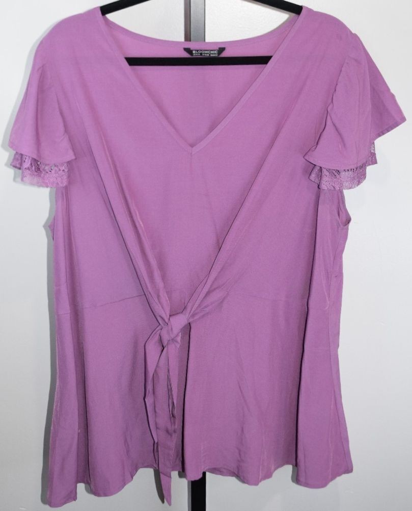 BloomChic Lilac Purple Wrap Front Top, Lace Trim Flutter Sleeve Tie Waist, 14-16