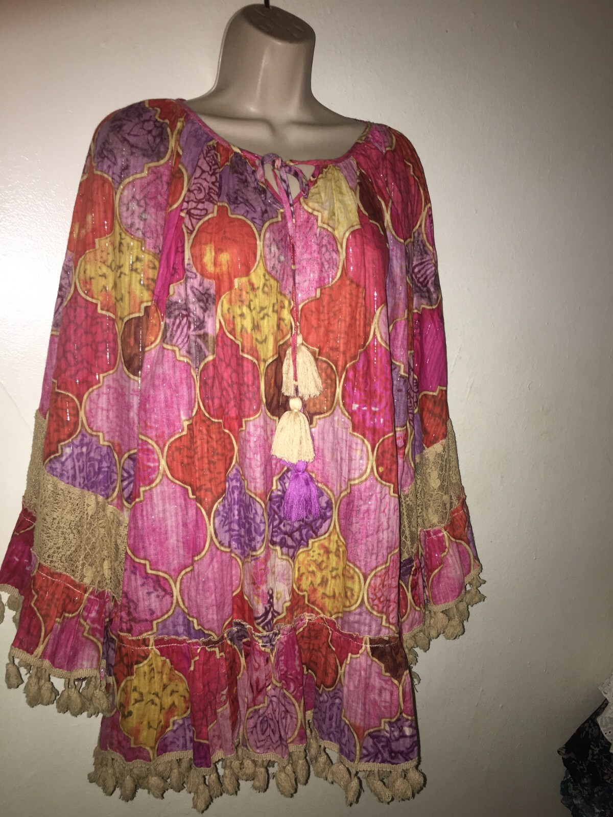 Tolani Collection Multi Color Tassel Hemline Top Size XL Batwing Sleeve New