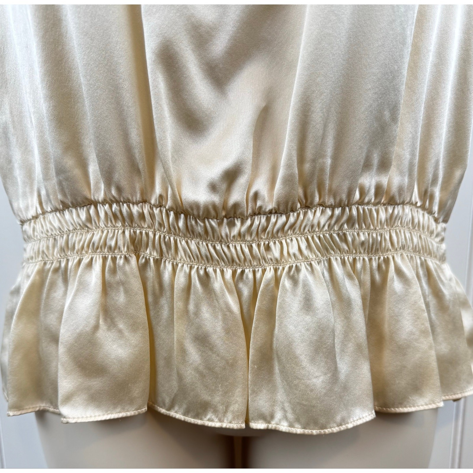 Nanette Lepore 100% Silk Sleeveless Bow Neck Blouse Champagne Ivory Size 2 USA