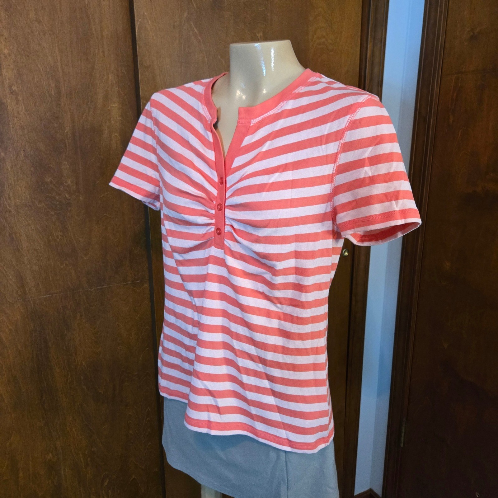 Weatherproof Womens Henley Top Medium Melon Pink Ruched V-Neck Button Summer