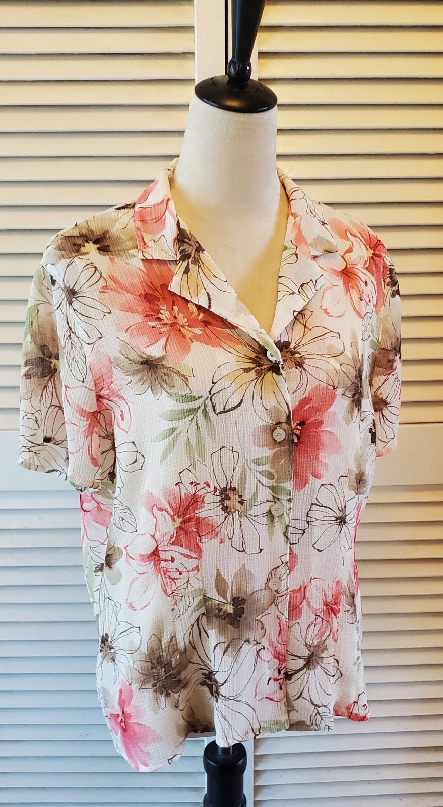 Alfred Dunner 14 Beige Peach Floral Crinkle Chiffon Lined Blouse Top Shirt