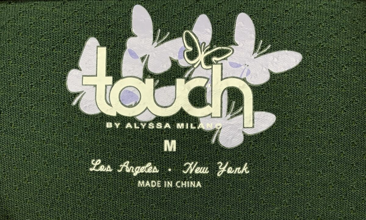 Touch By Alyssa Milano Women’s Green Packer Pullover T-Shirt Size Medium Yellow