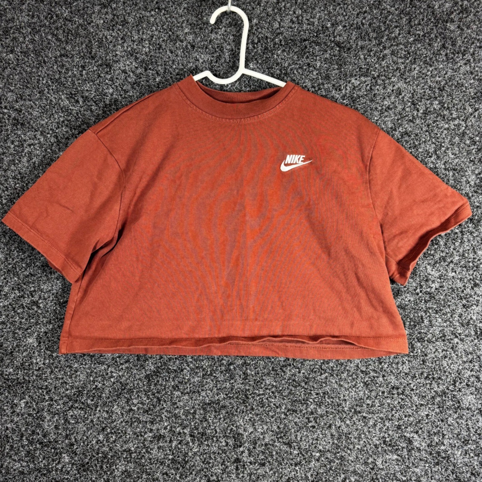 Nike Womens Sportswear Essential Cropped T-Shirt Burnt Orange Rust Small BV6175
