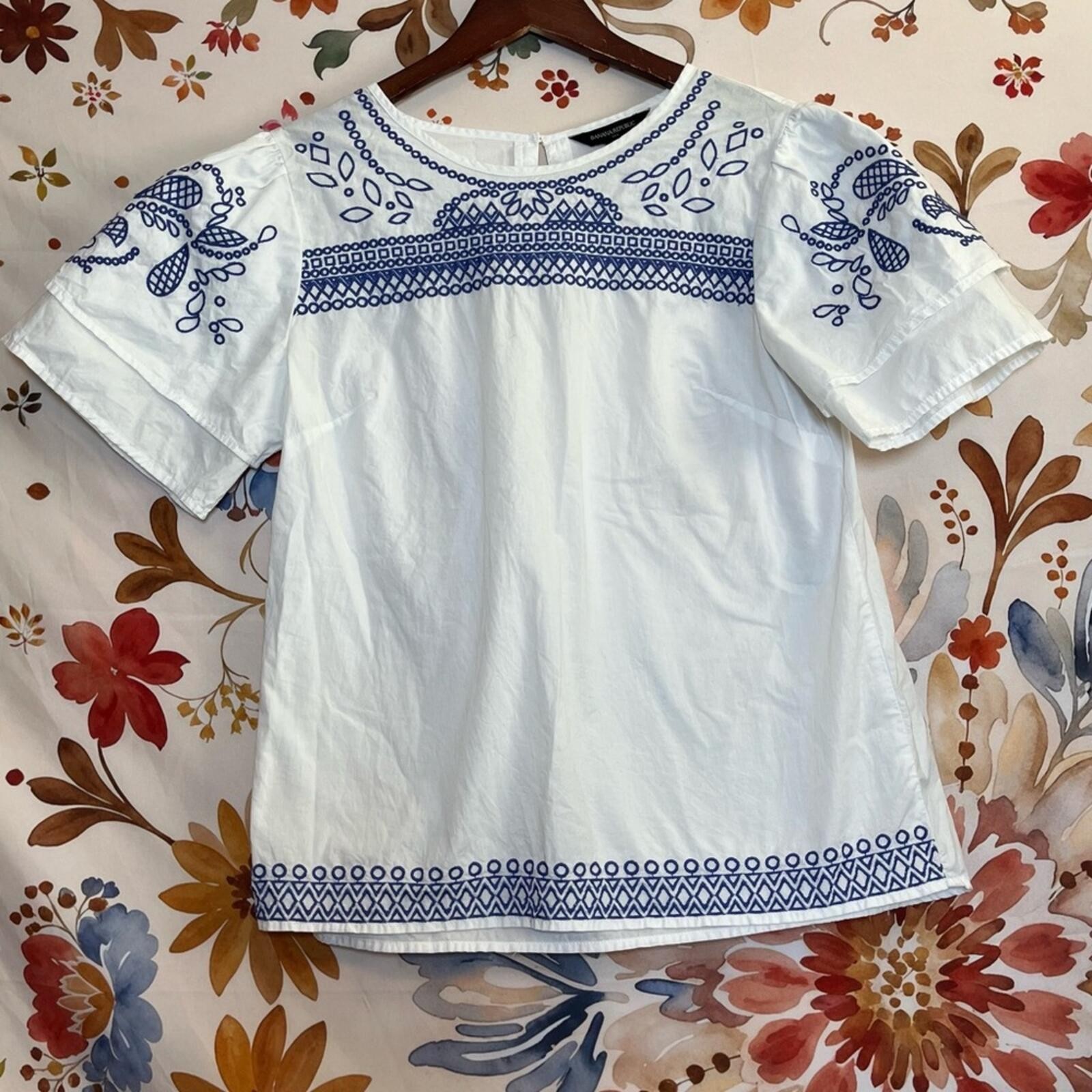 Banana Republic XS White Blue Eyelet Mediterranean Preppy City Sheer Blouse