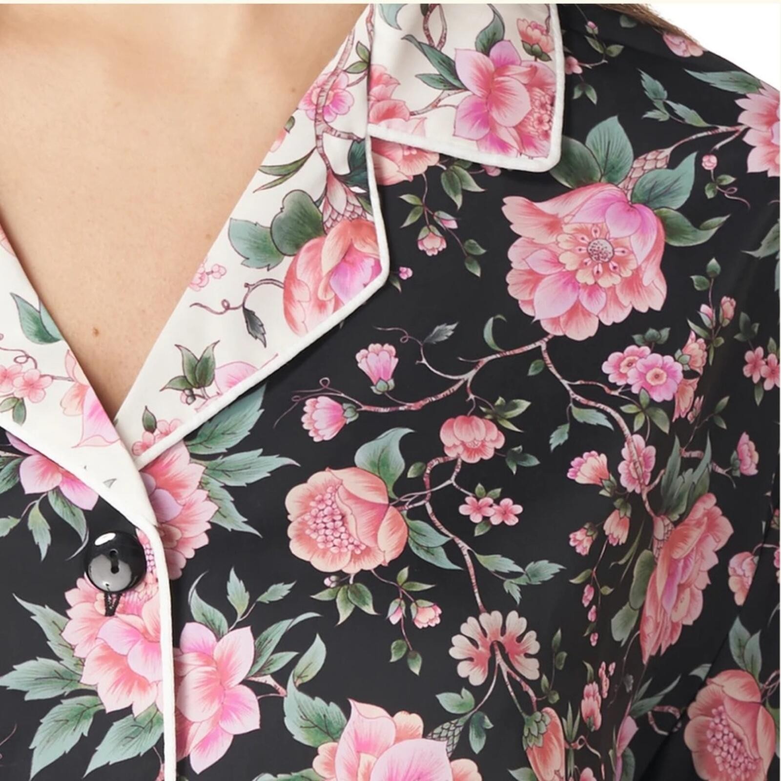AMUR – “Gianna“ Top in Floral