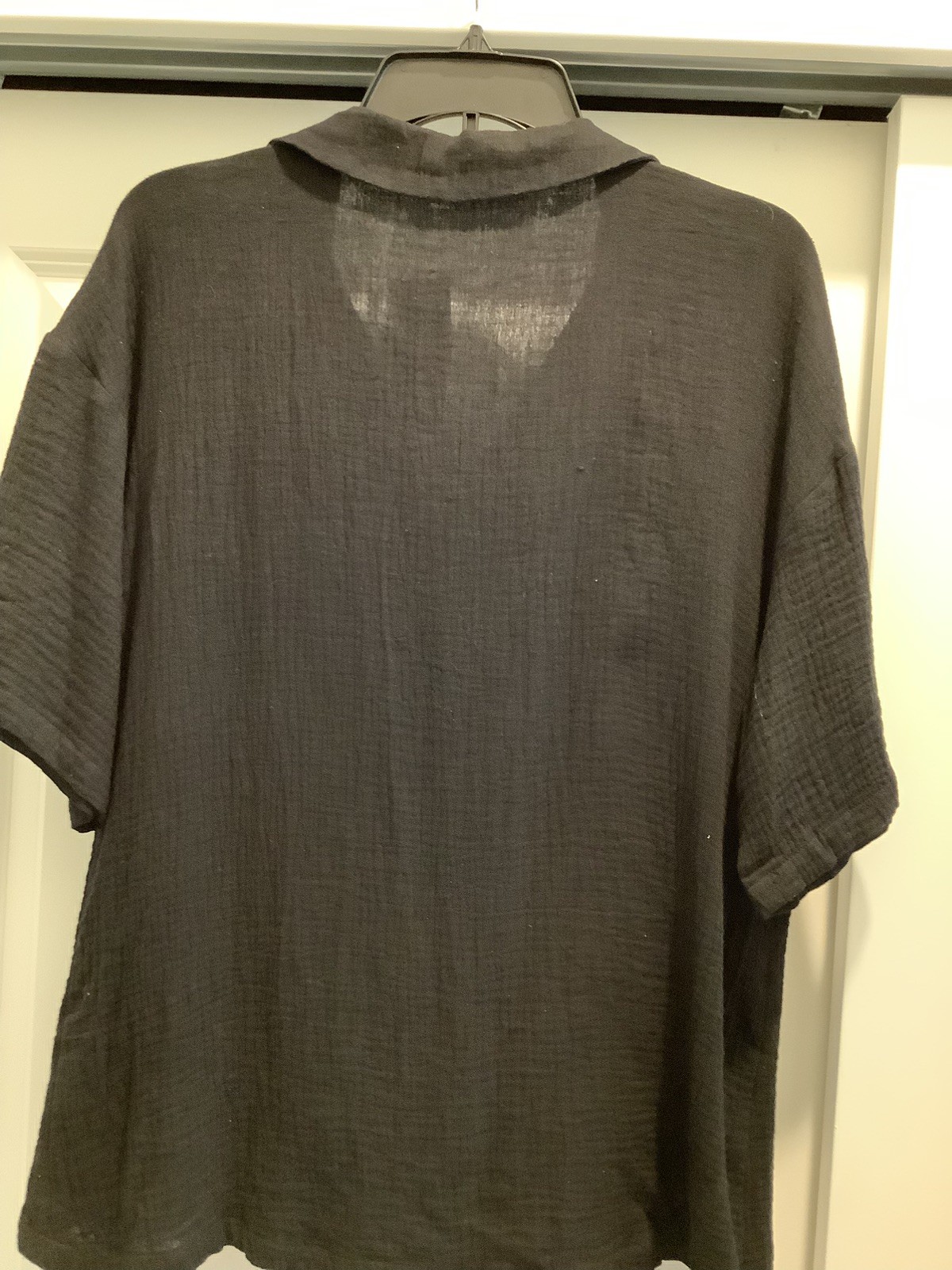 AUTOMET NEW WITH TAGS BLACK GAUZE BUTTON DOWN SHORT SLEEVE TOP COLLAR SZ LARGE