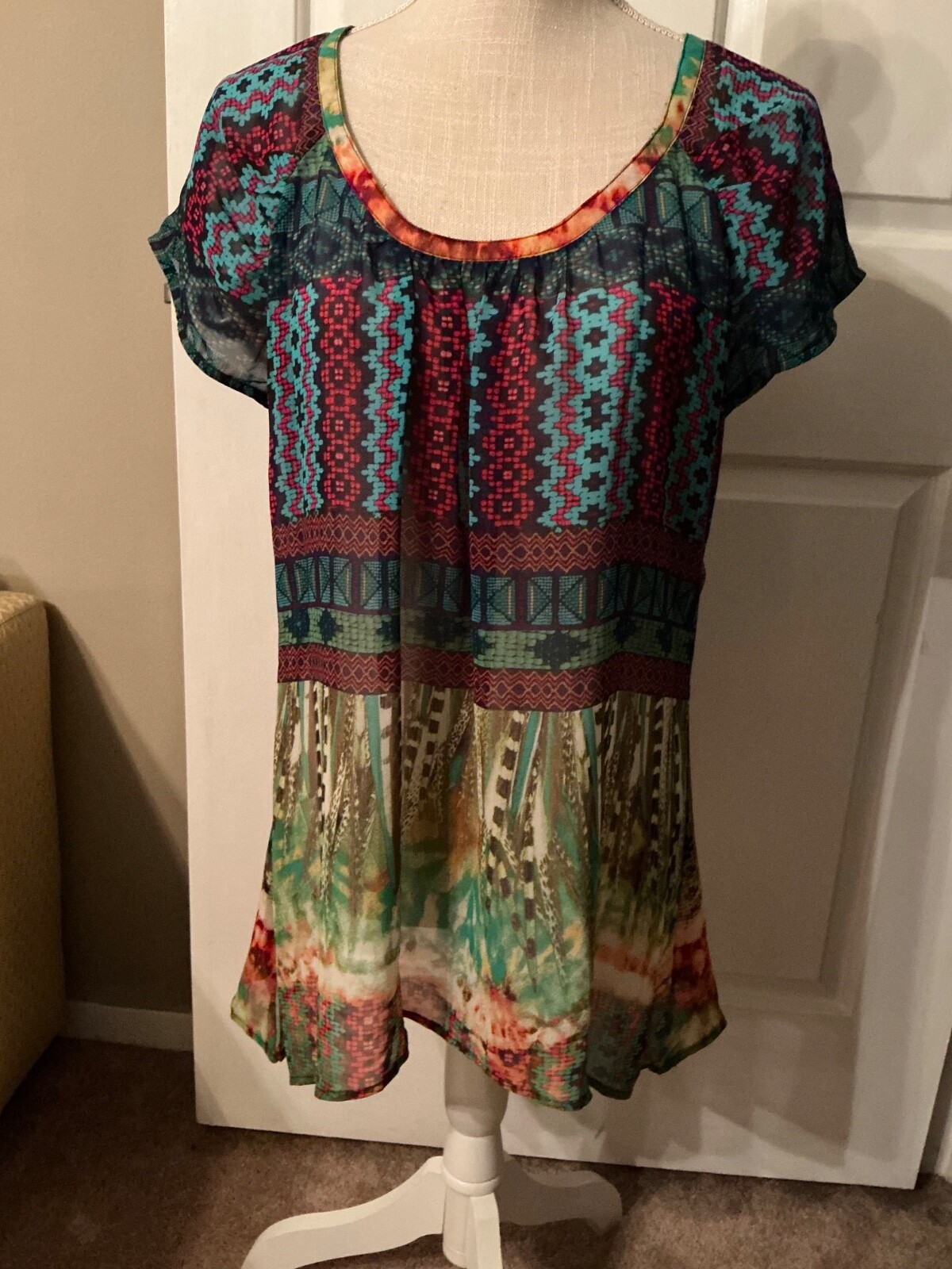 🌸Figueroa & Flower Multicolored sheer Lace Polyester Size L Pullover top🌸