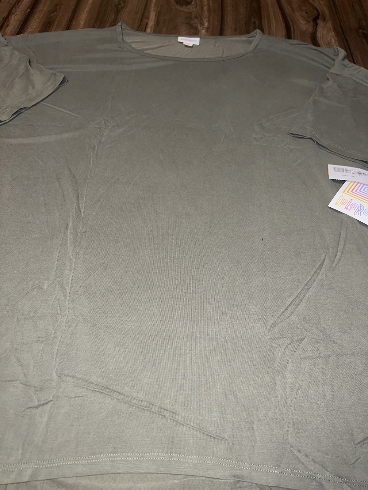 Lularoe Irma Solid Green Tunic Shirt Sage Unicorn 🦄 3XL 26/28 24/26 XXXL Modal