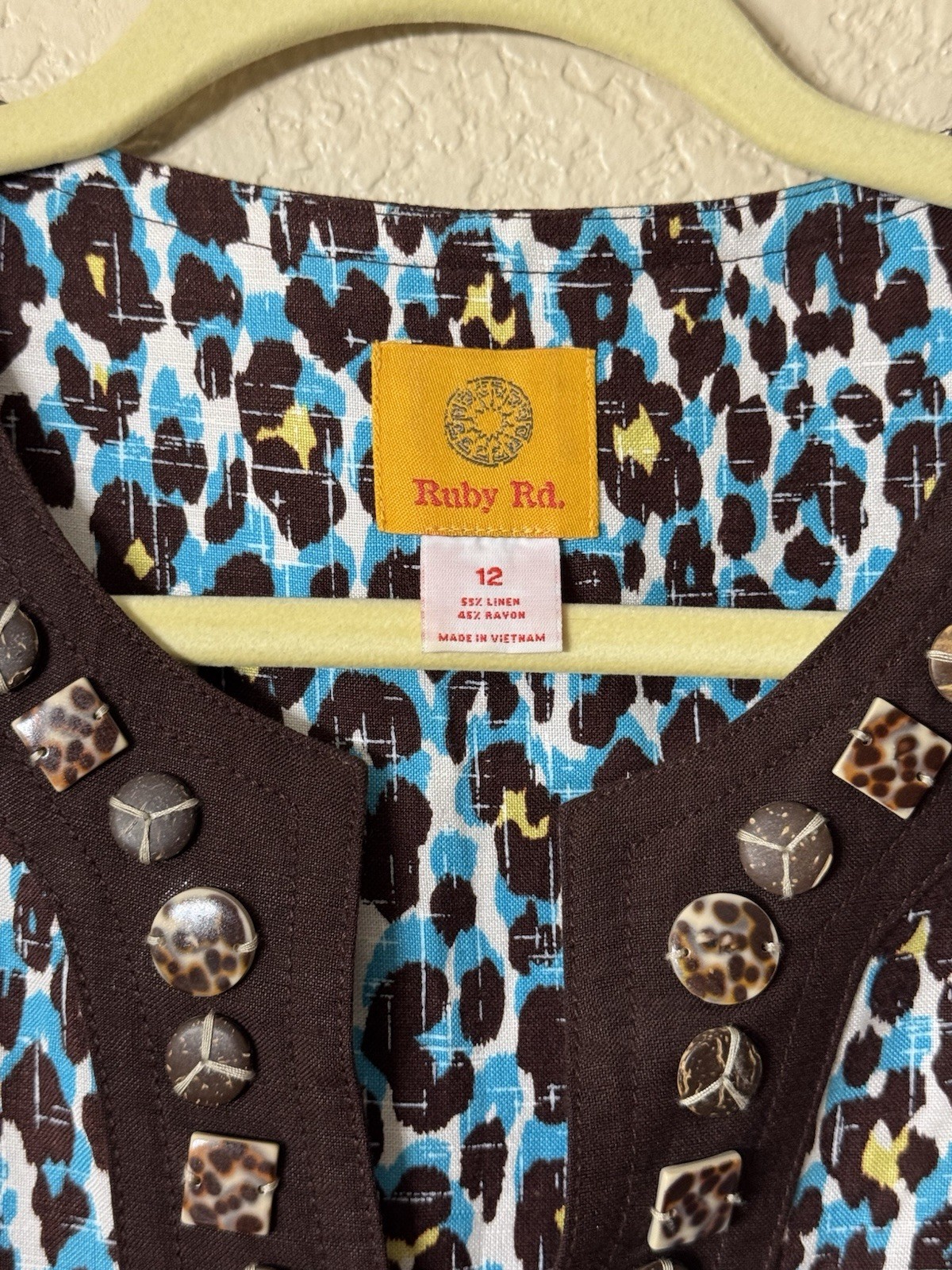 Ruby Rd Linen Blend Animal Print Embellished Tunic Top Women’s Size 12 Blue