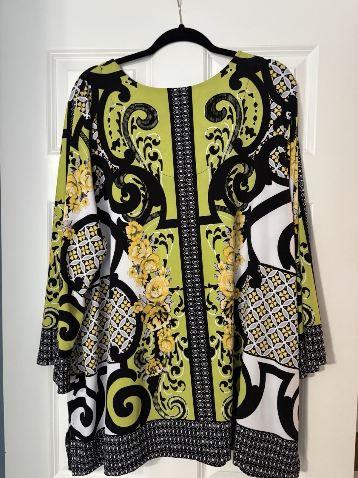 JM Collection Women’s Plus 3X Green Floral Scoop Neck 3/4 Knit Stretch Tunic