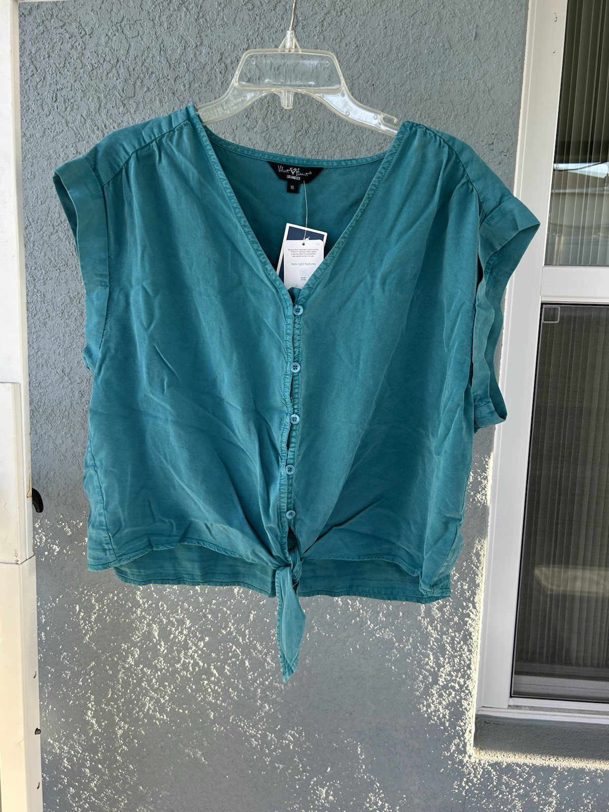Velvet Heart Los Angeles Buttons Tie Front Top Summer Casual Weekends Size XL