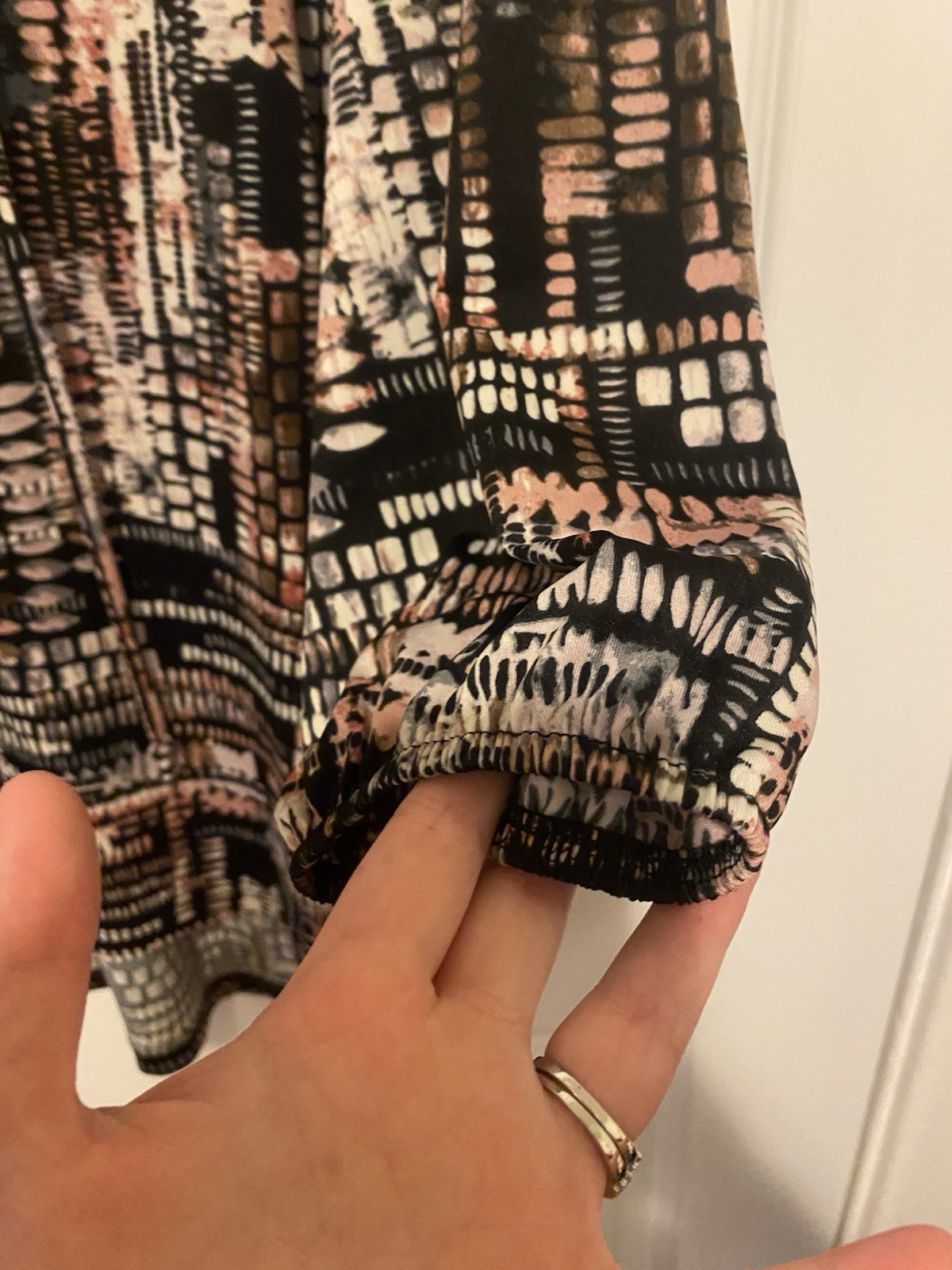 N Touch Women’s XL Black/Pink/White/Brown Abstract V-Neck 3/4 Sleeve Blouse