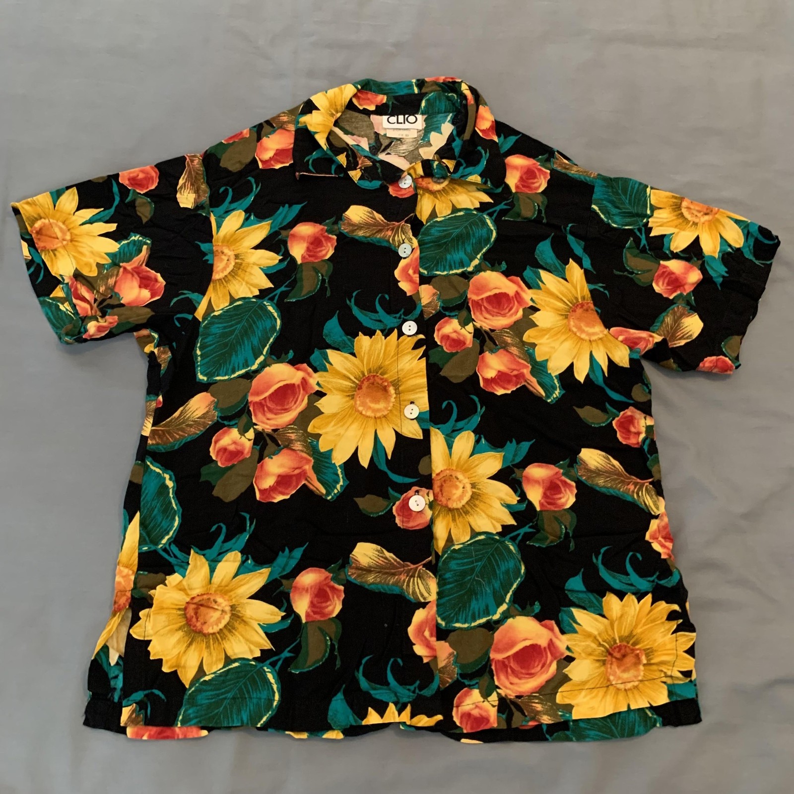 Vintage Clio Shirt Womens Medium Floral Sunflower Rose Hawaiian Rayon USA 90s