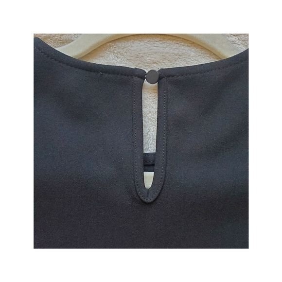 Gianni Bini side cut out band crop top black size XS