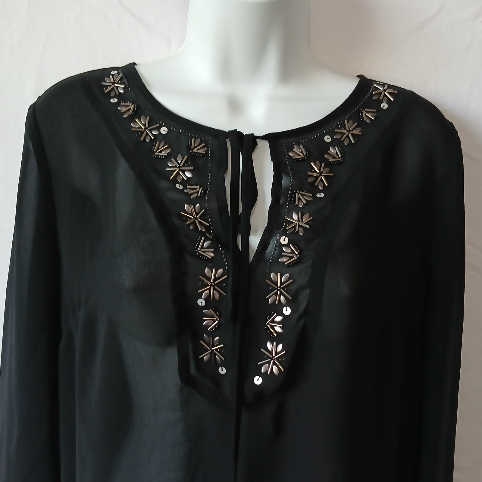 Nicole Miller Top Black Sheer V Neck Beaded Sz M Party Holiday office wear