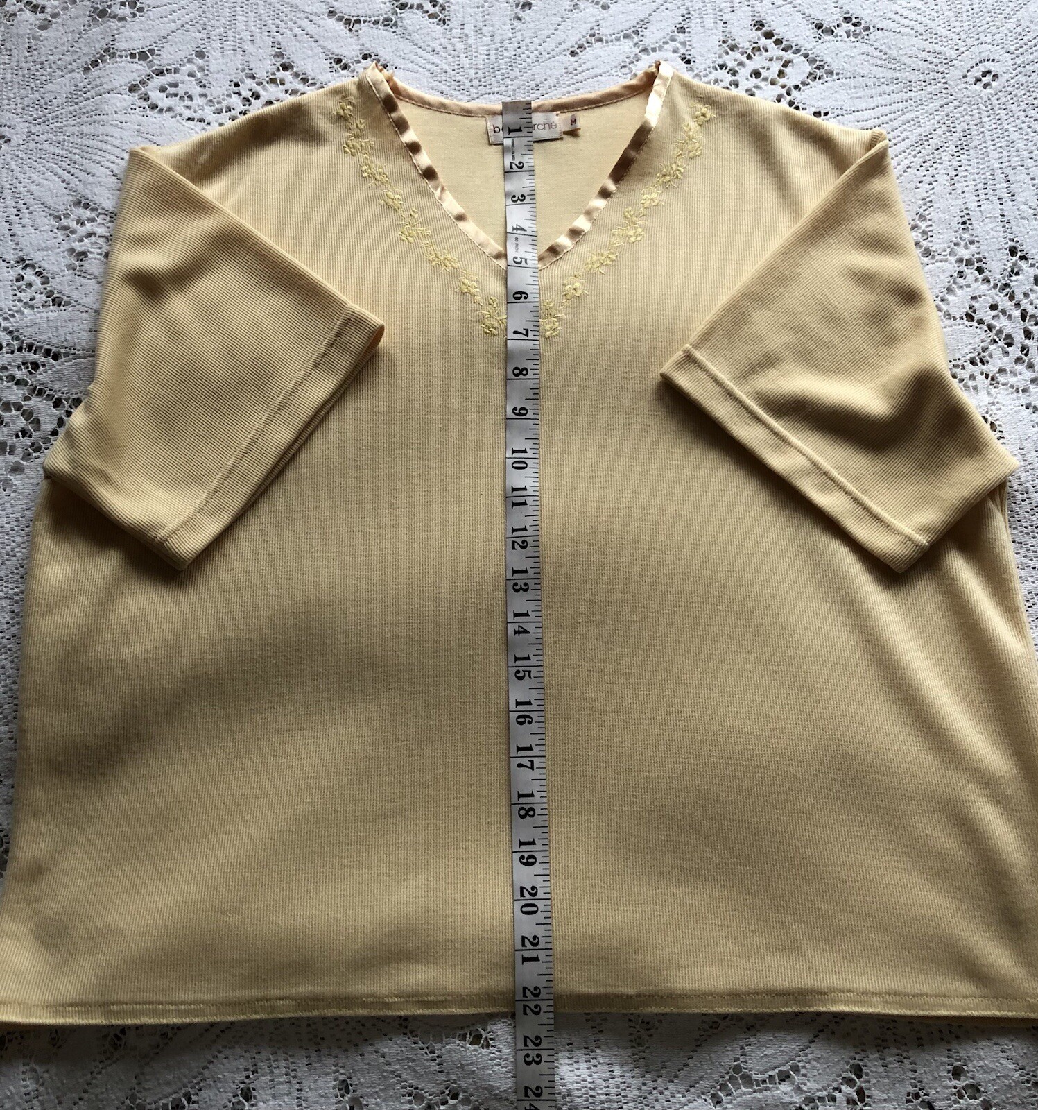 Lemon pale yellow embroidered satin trim top t-shirt, 16-18 / M Bonmarche