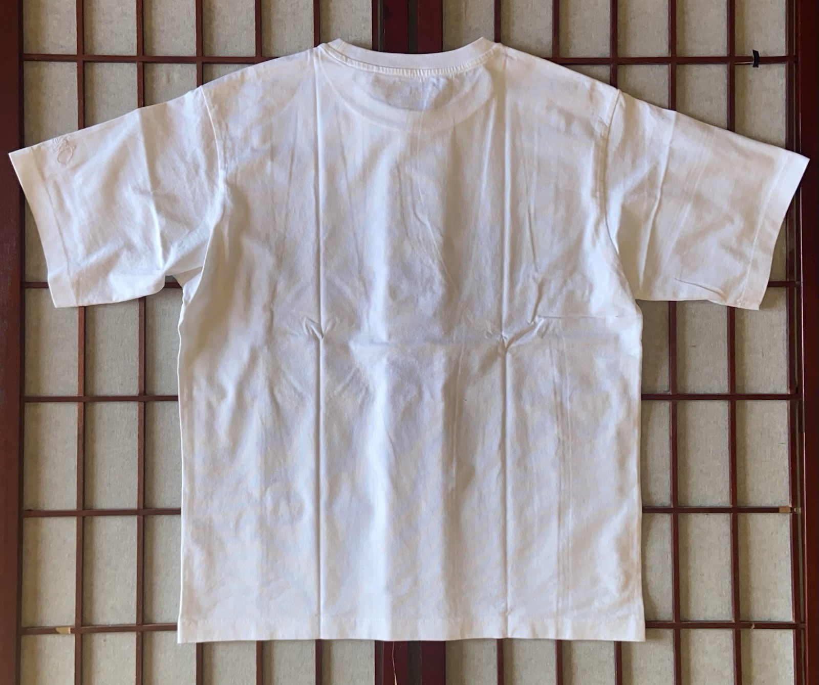 Uniqlo UT POP MART Labubu Monsters League White Graphic T-Shirt Women Size Small