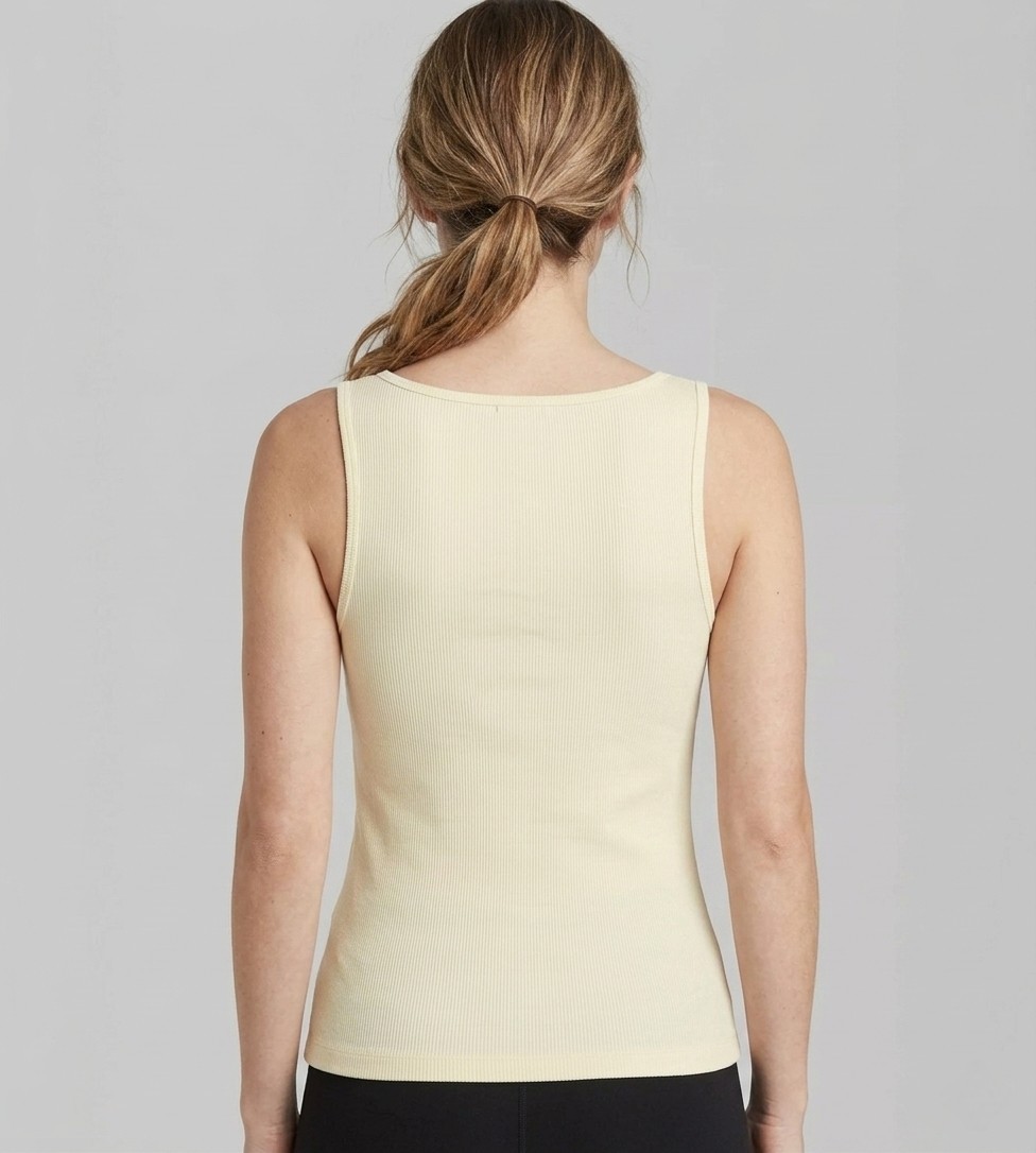 A New Day Seamless Scoop Neck Tank Top with Shelf Bra, Winter White/Ivory, Sz.S