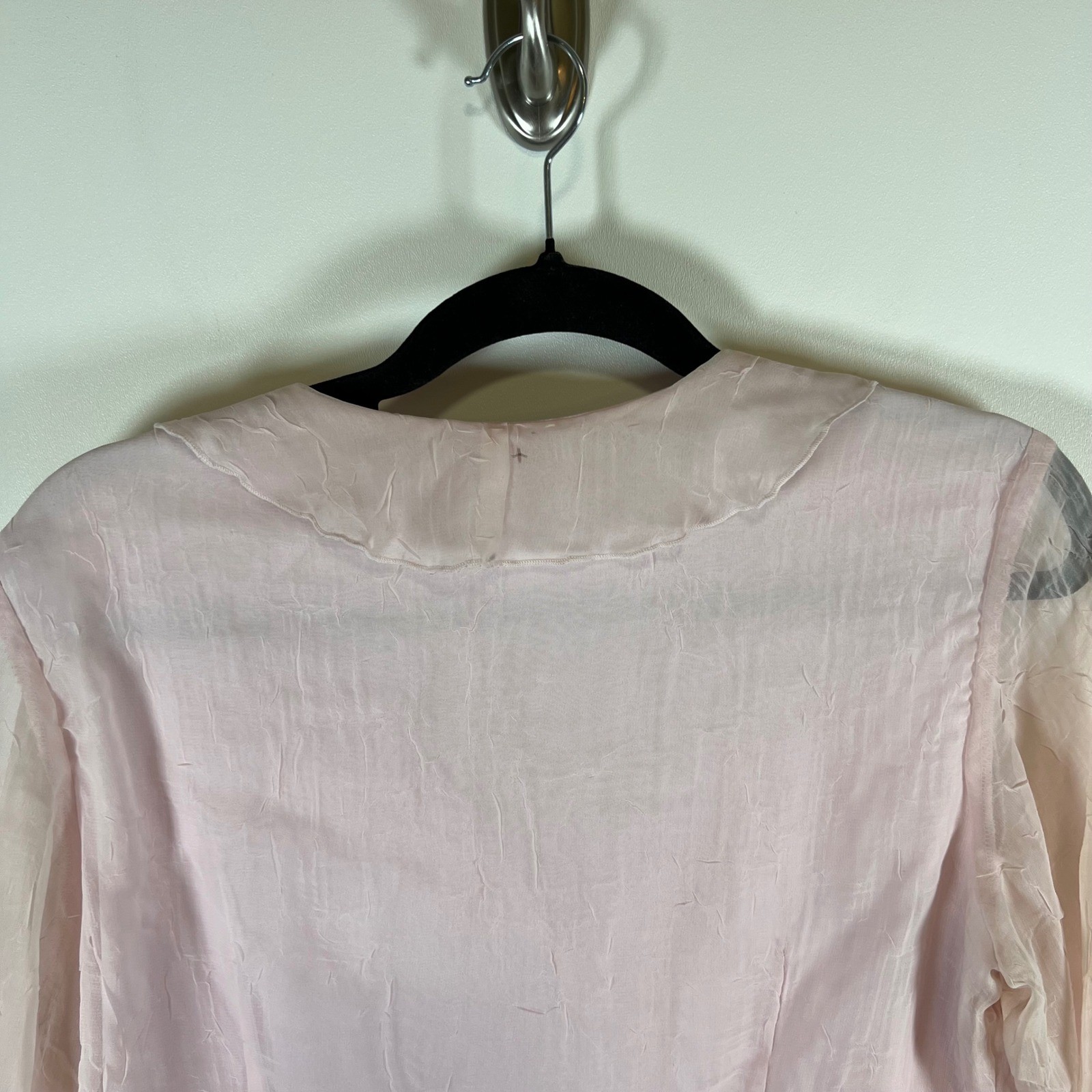 Dressbarn Womens Pink Ruffle V-Neck Crinkle Sheer Overlay Blouse Top M Fairycore
