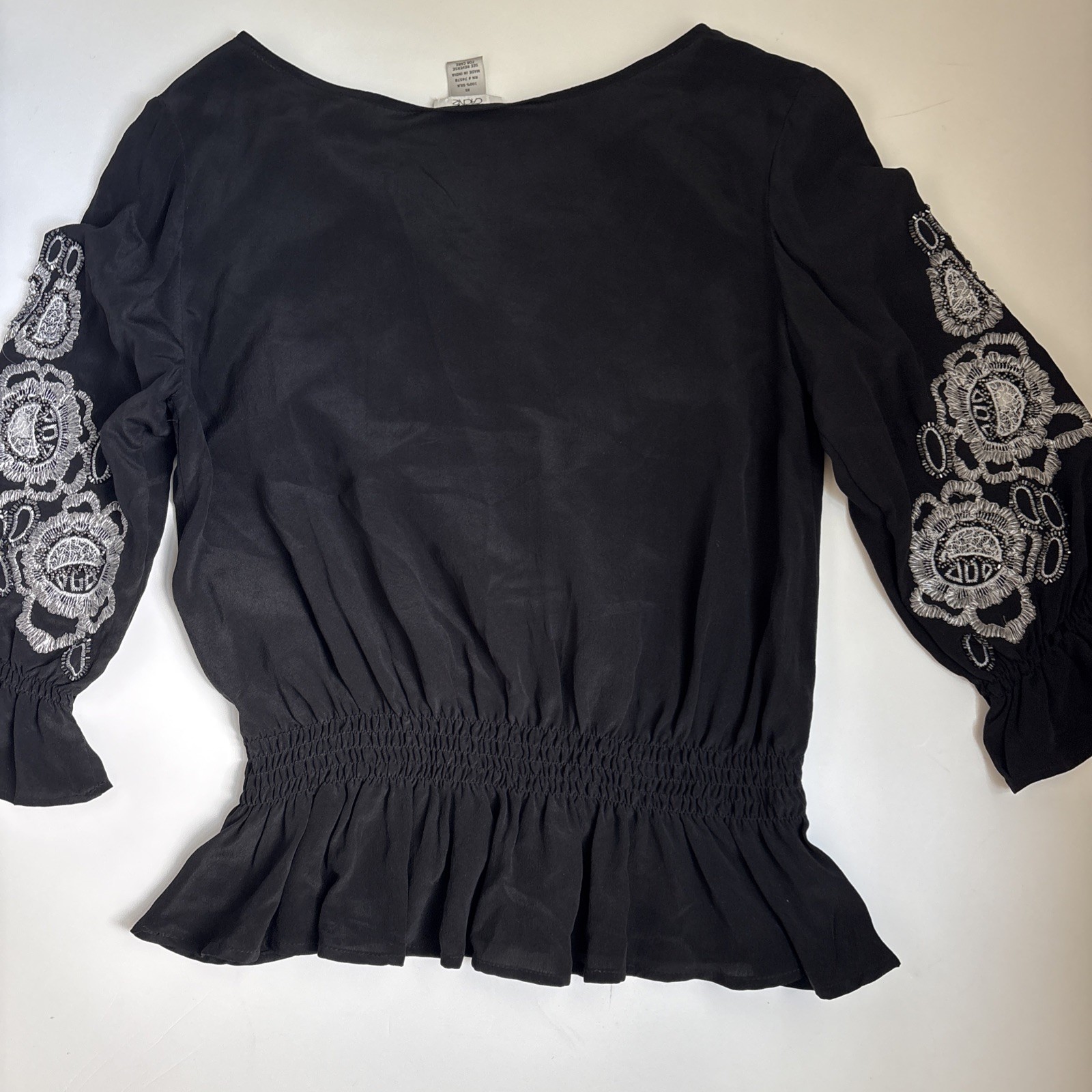 CACHE Black Embroidered Silk Top Size XS PERFECT CONDITION