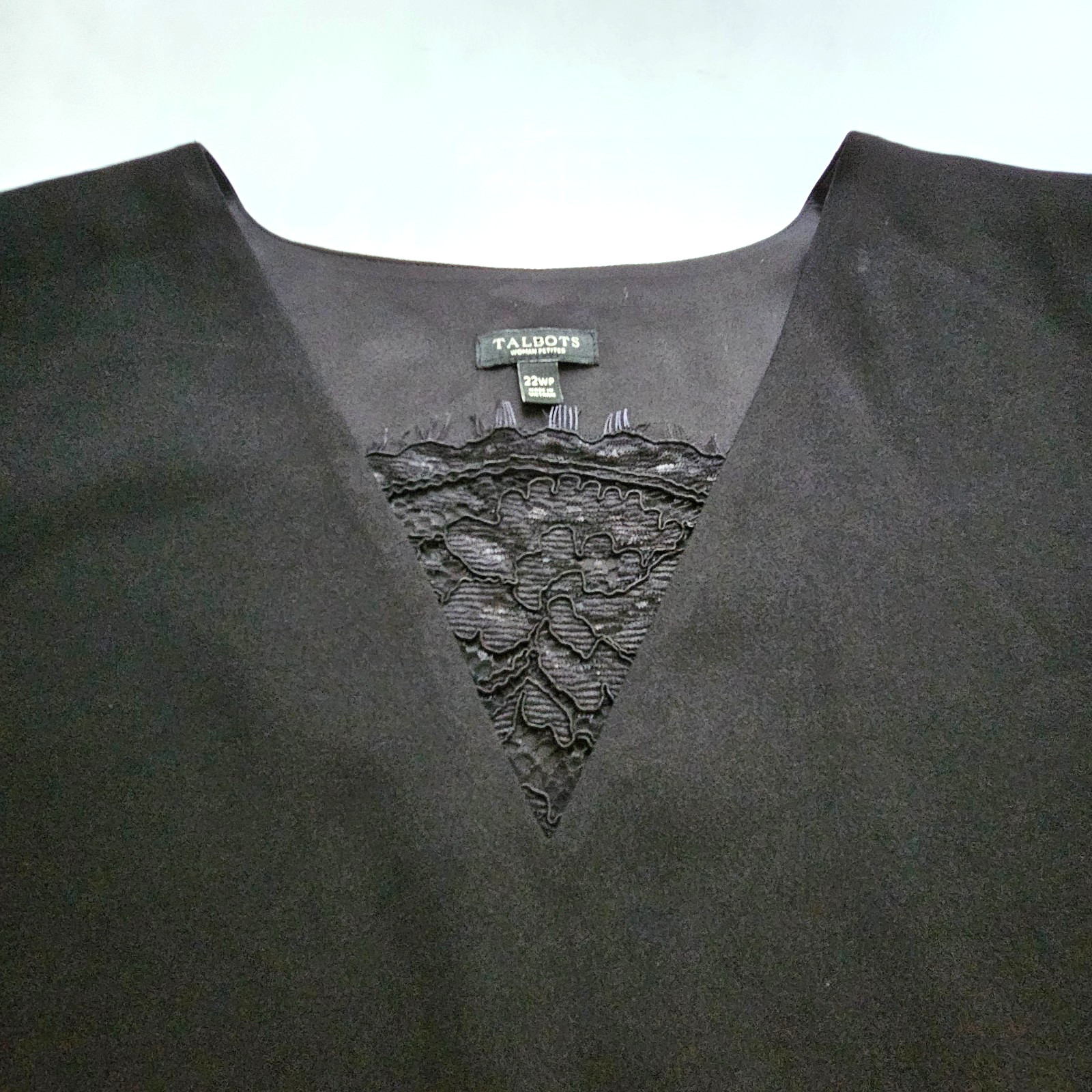 Talbots Woman Petites Top 22WP Black Sleeveless Lace Inset Lined Side Zip