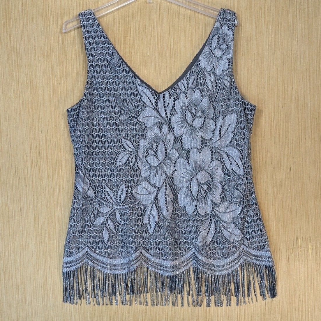 Ignite Evenings Glam Party Metallic Silver Floral Lace Fringe V-Neck Top Size 14