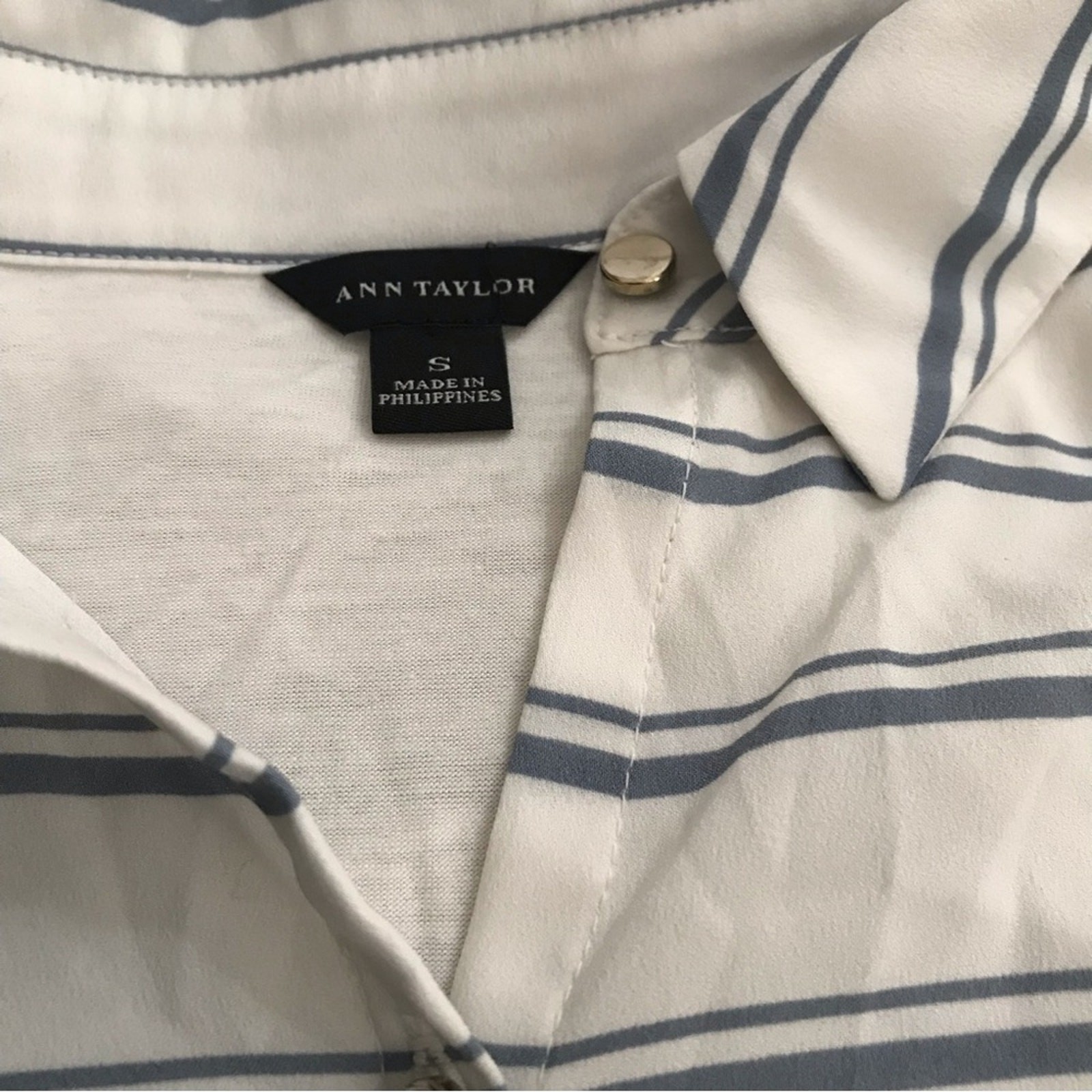 Ann Taylor career button down collared striped mixed fabric blouse small