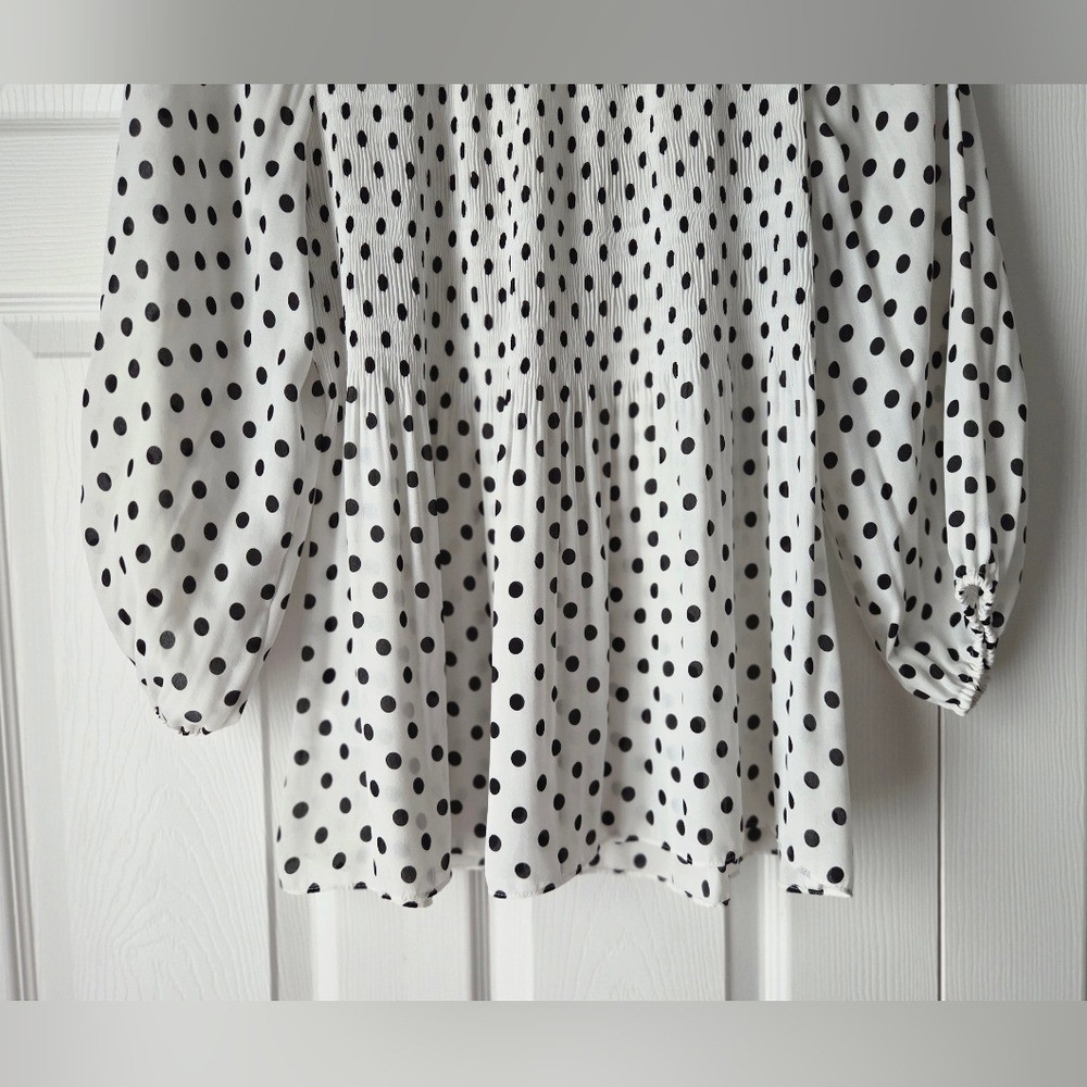 Melissa Paige Black and White Polka Dot Blouse Size LP. Excellent condition