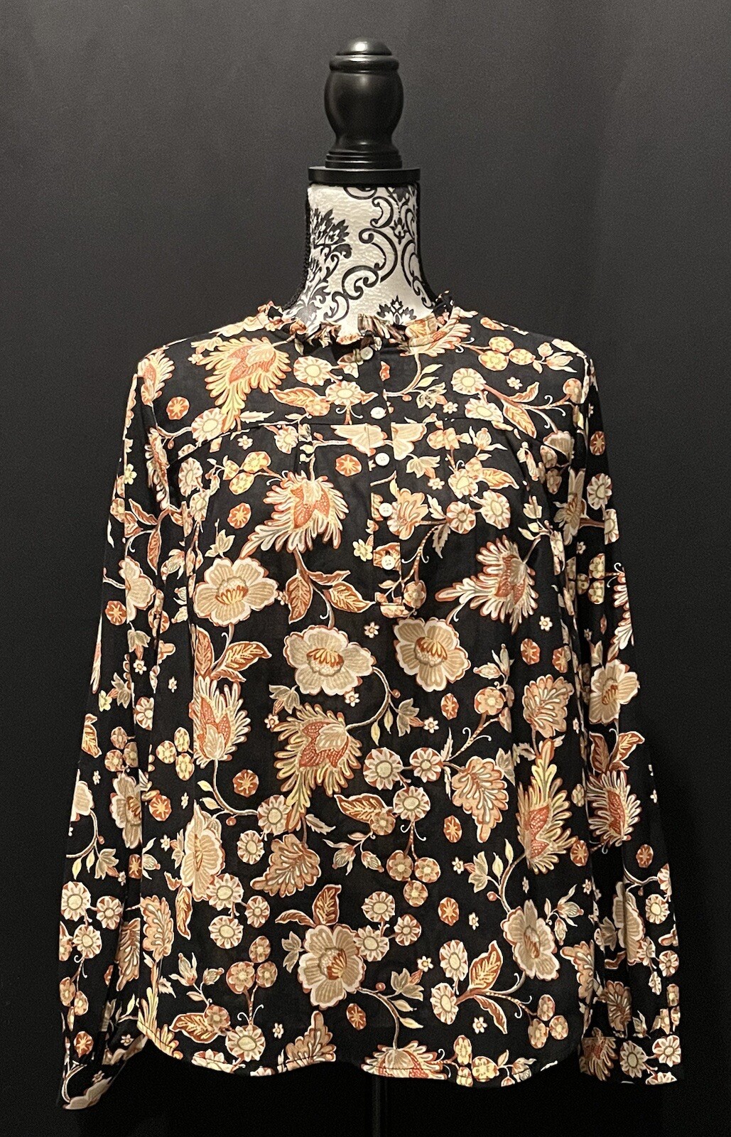 A New Approach – Black Red Floral Long Sleeve 1/2 Button Up Blouse – Size Medium
