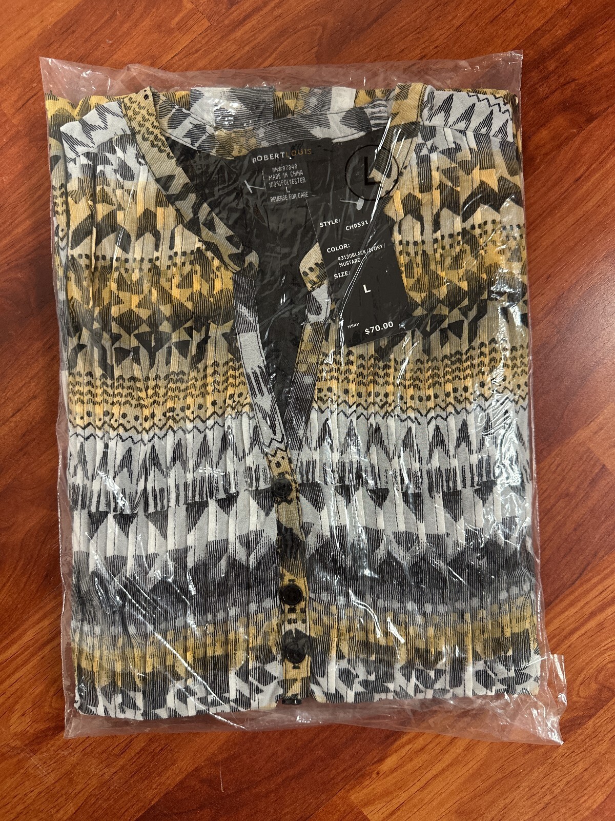 Robert Louis Large Women’s Button-Up Cardigan Sweater Black/
