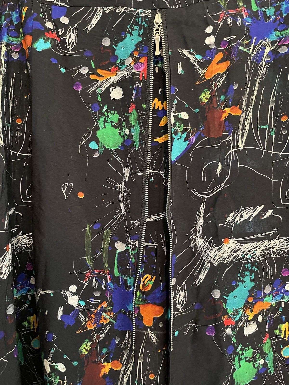 Shana Womens Large NWT Abstract Art Blouse Pockets Back Zip Button Front