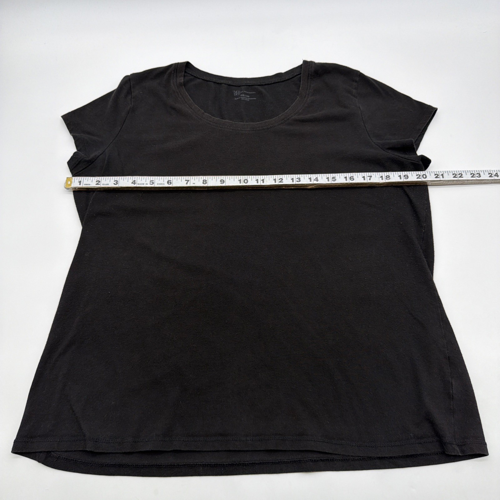 No Boundaries T-shirt Women 2XL Black Solid.#40622
