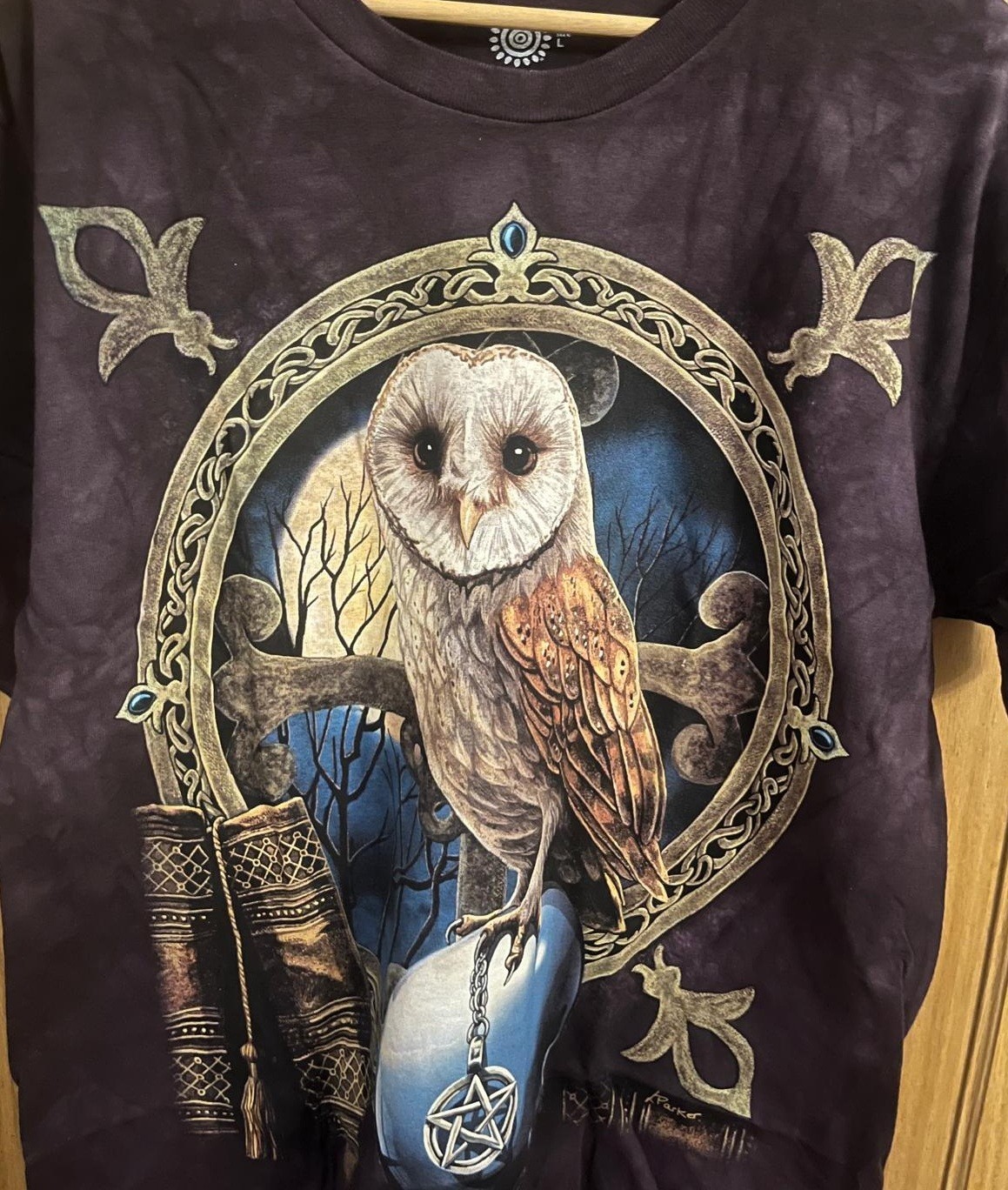 The Mountain Owl Spell Keeper Magic Orb Bird Snowy Hoot Owls Purple T-Shirt M-3X