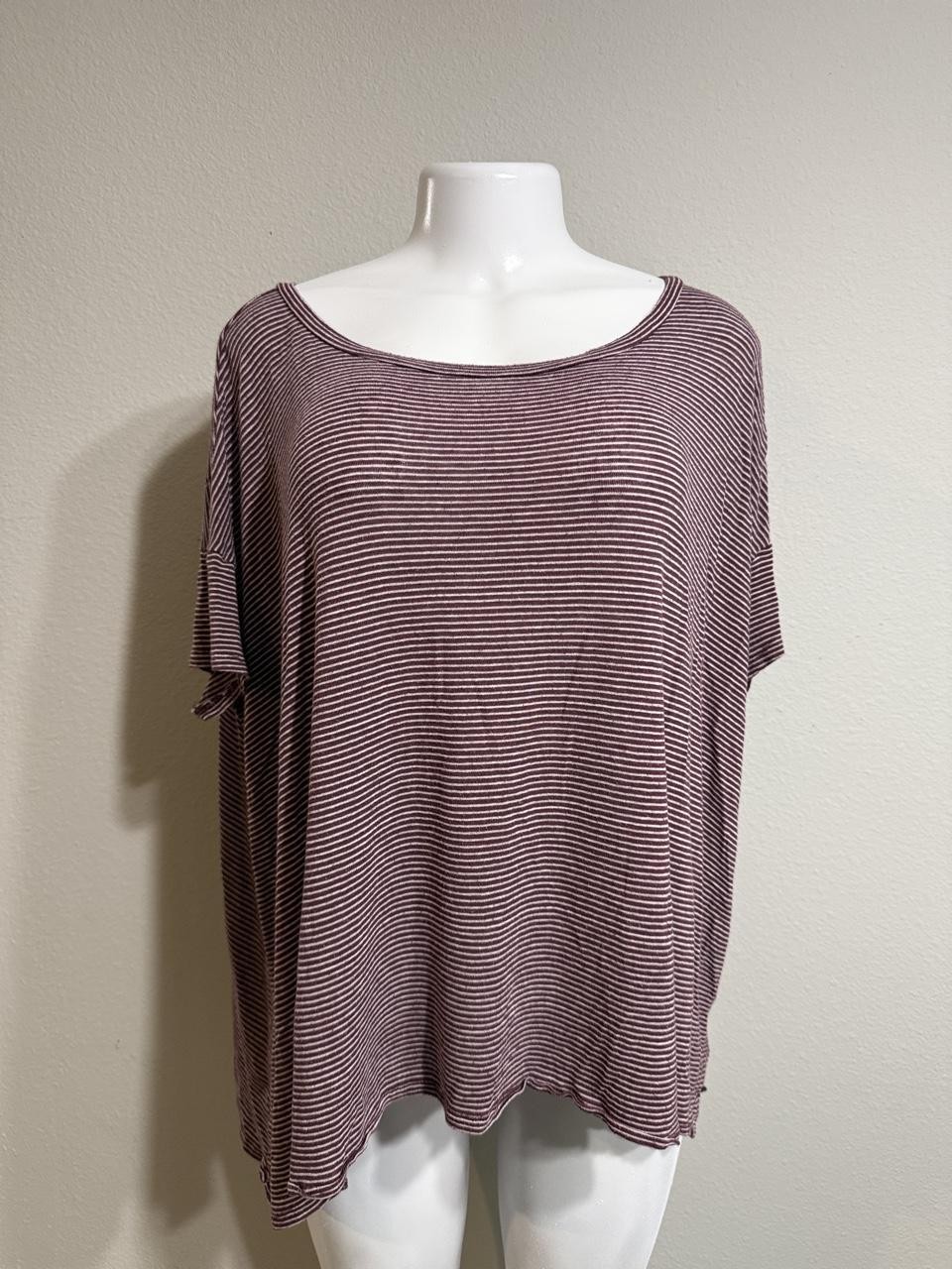 American Eagle Women’s Tshirt