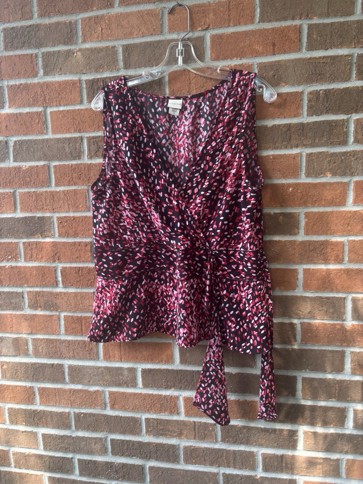 Covington Woman V Neck Wrap- front Sleeveless Blouse Side Zipper Red Pink Sz 18
