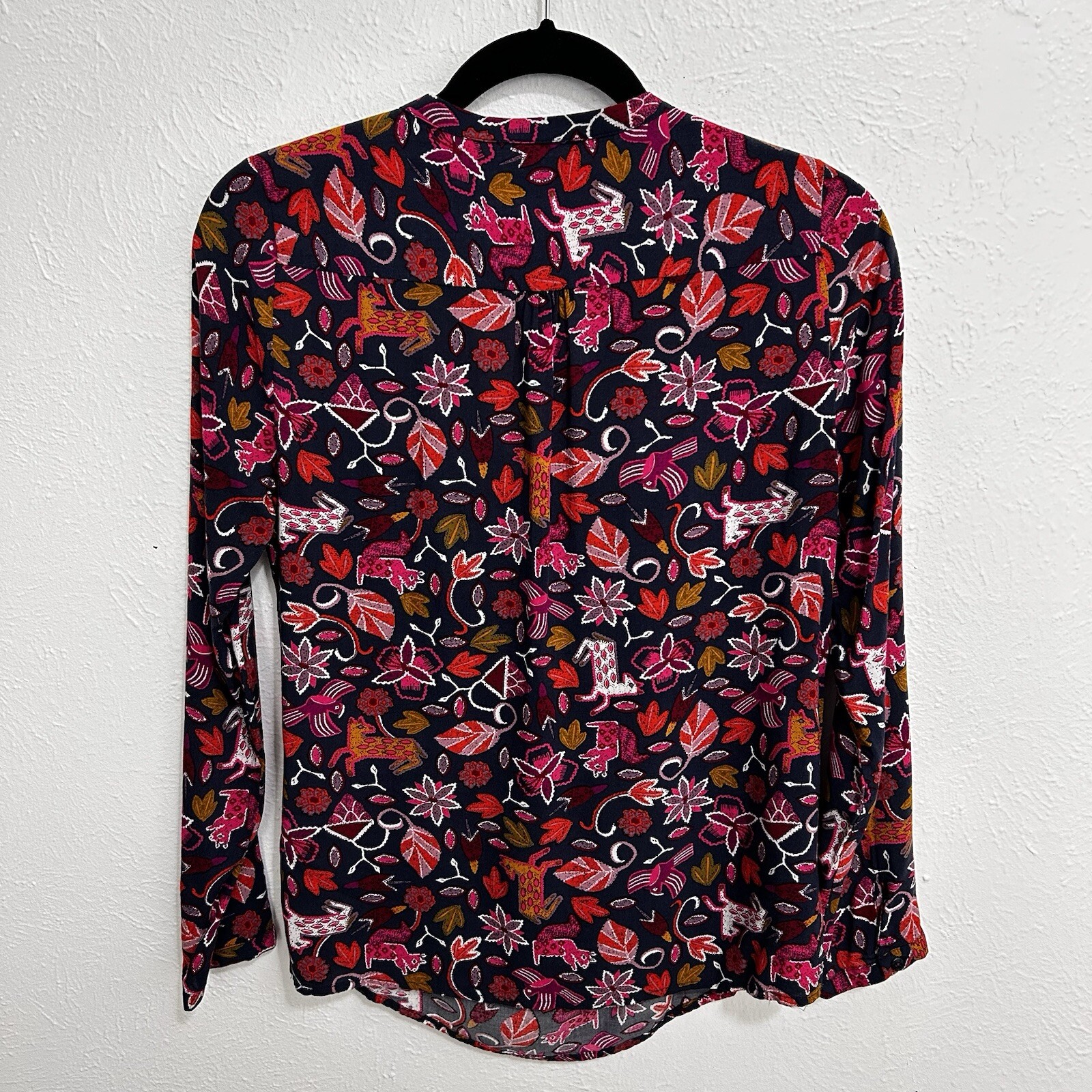 Anthropologie Maeve Primitive Animal Print Nature Artsy Novelty Blouse Size 2