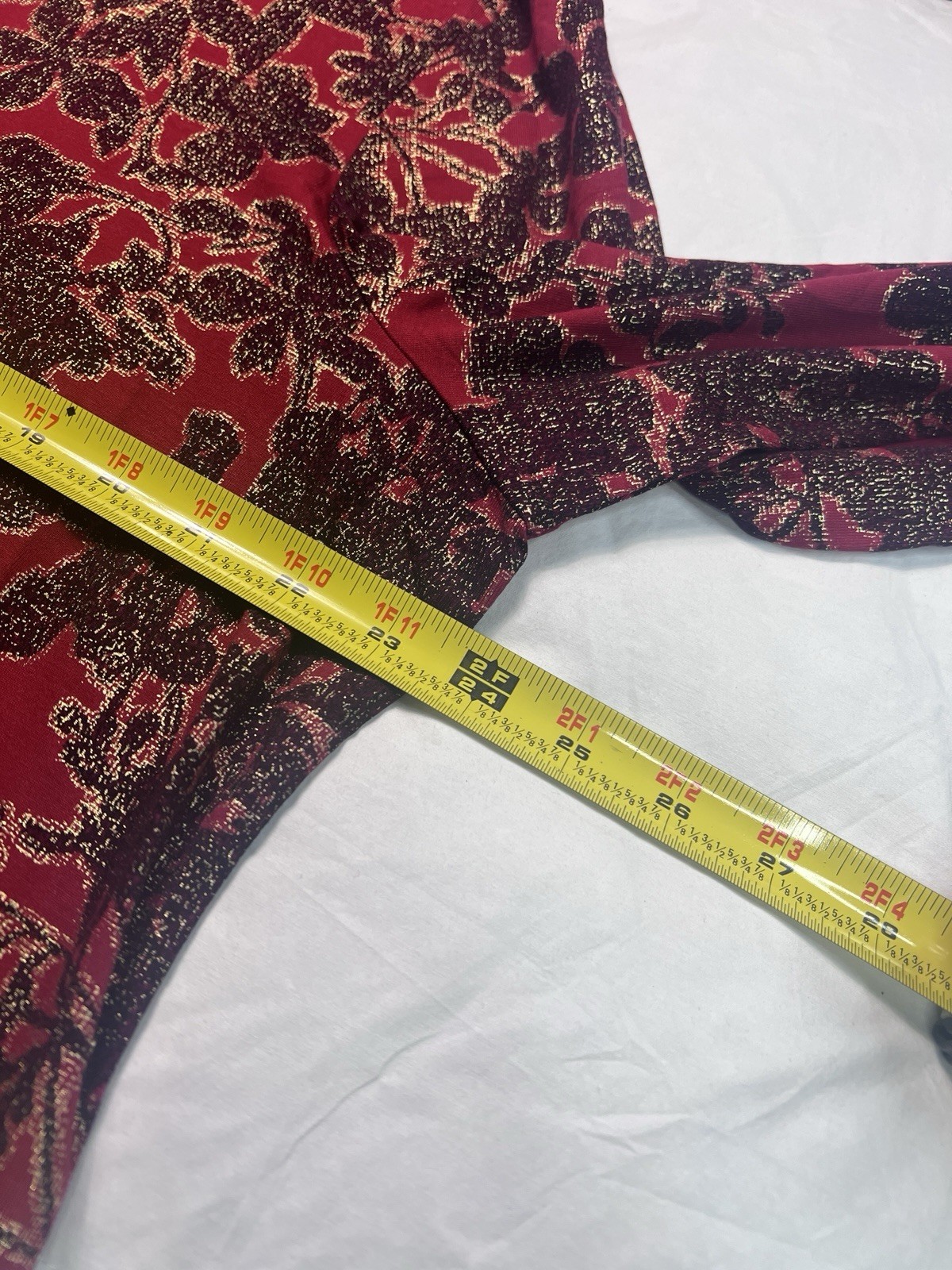 Chicos Size 4 Floral Foil Mock Long Sleeves Tee Top Basic Knit Red Allure Shirt