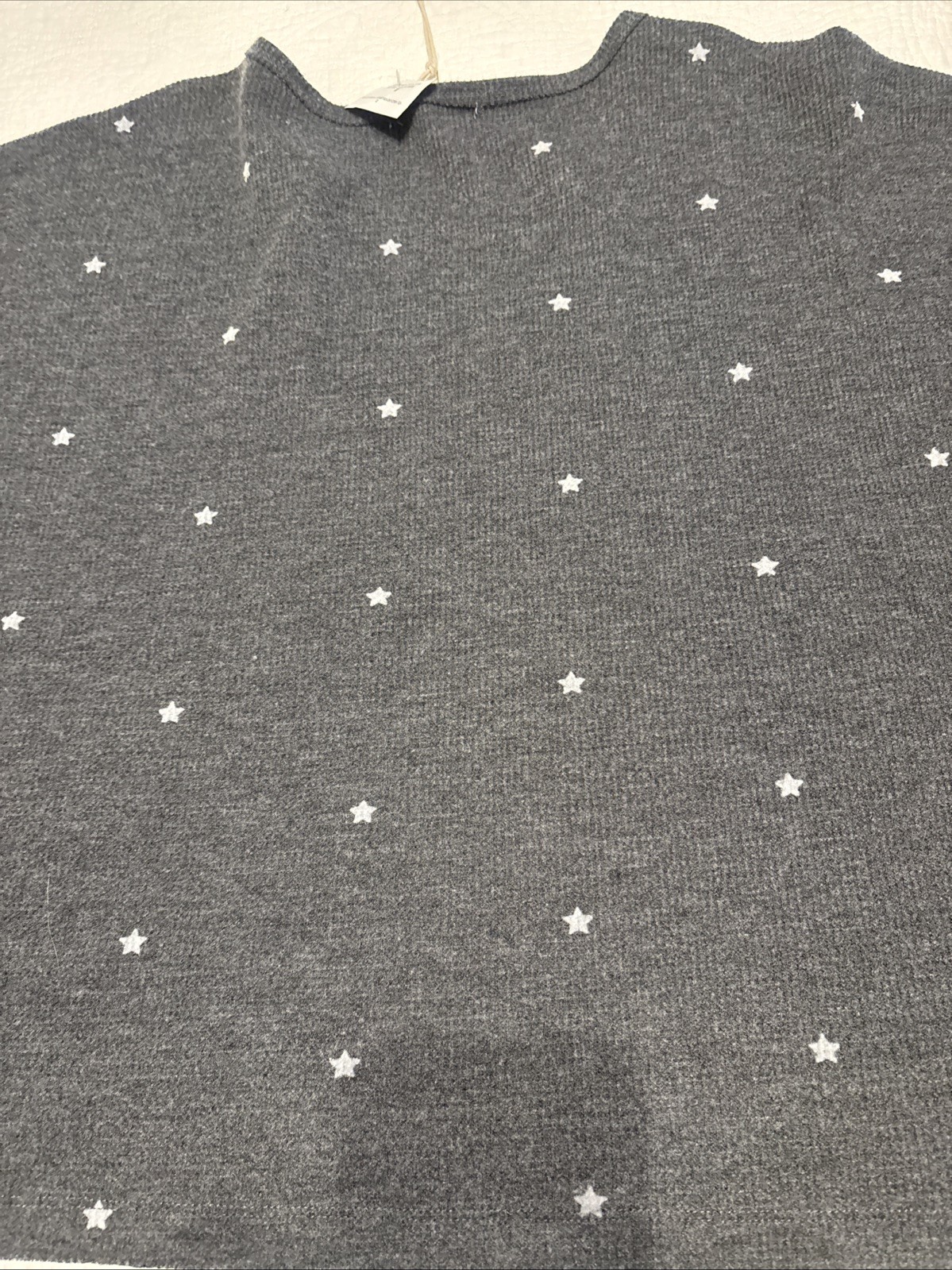 Z Supply Z Lounge Women’s Cropped Gray w/Stars Short Sleeve Shirt Size L NWT