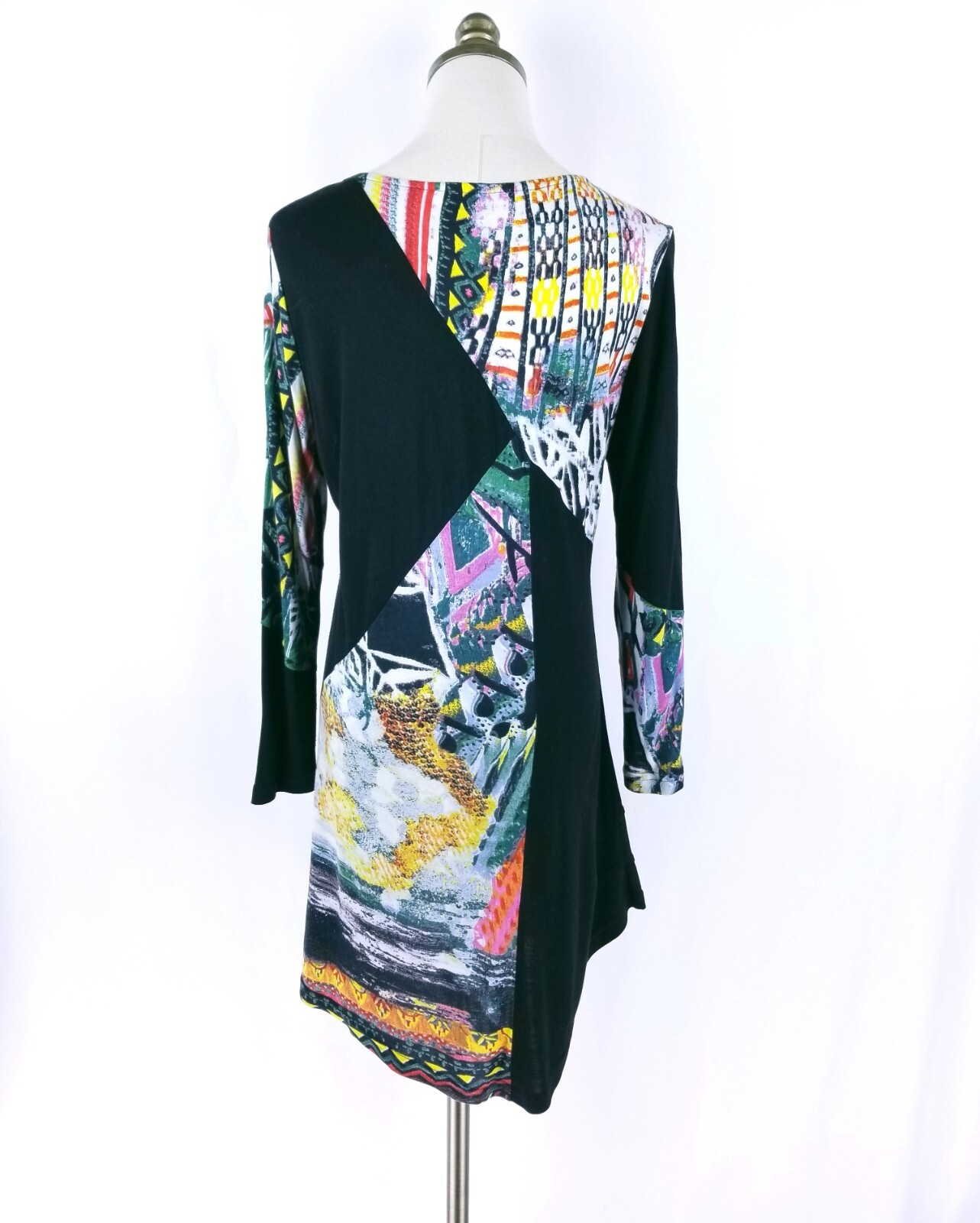 Parsley & Sage Tunic Top Size S Black Multicolor Button Accent Asymmetrical