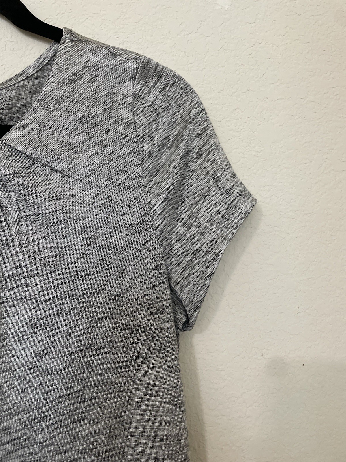 Worthington Petite PM Blouse Short Sleeve Pleated Neck Heather Gray