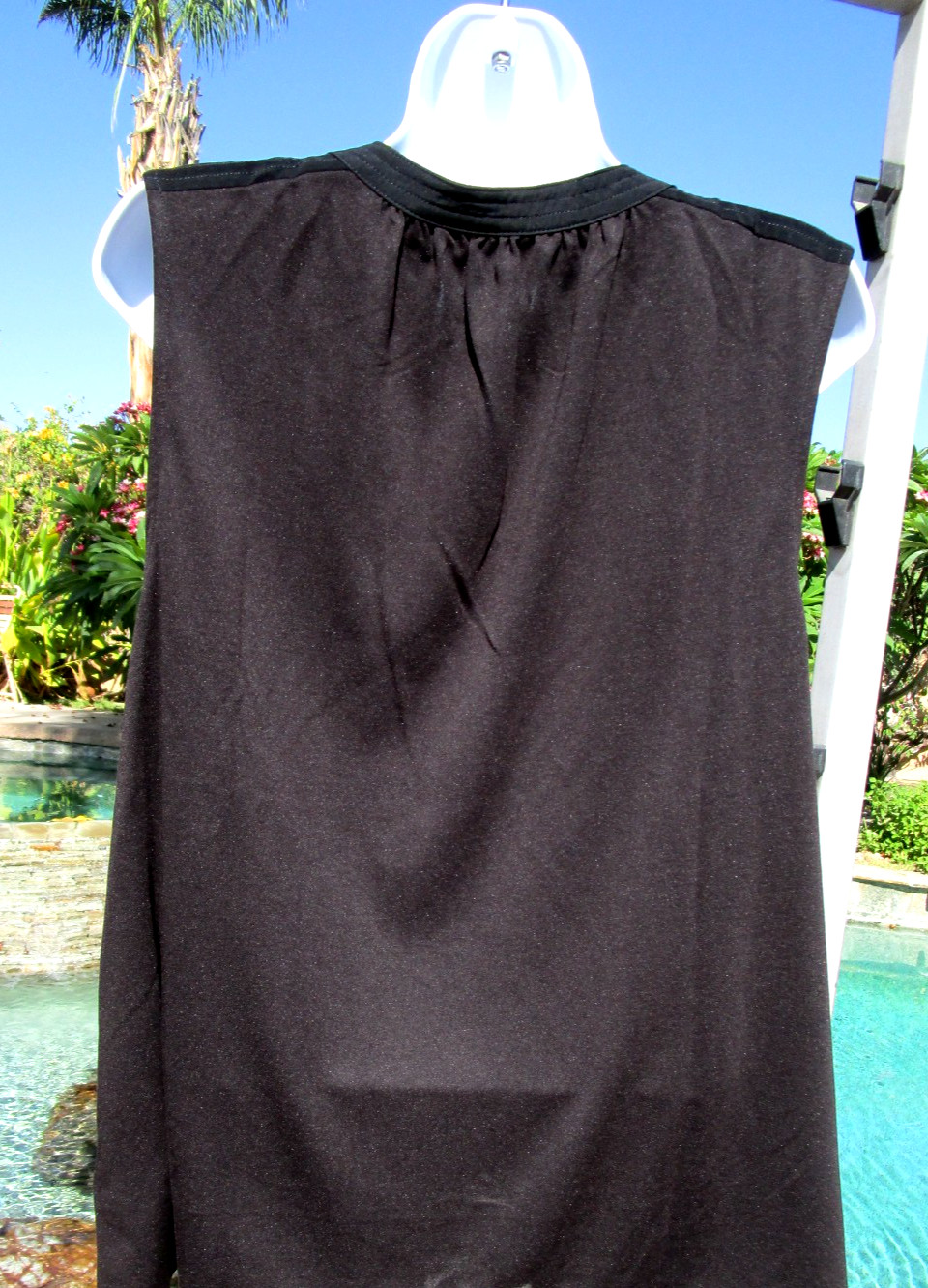 NEW Nine West sleeveless top blouse shell XL black keyhole neck stretch