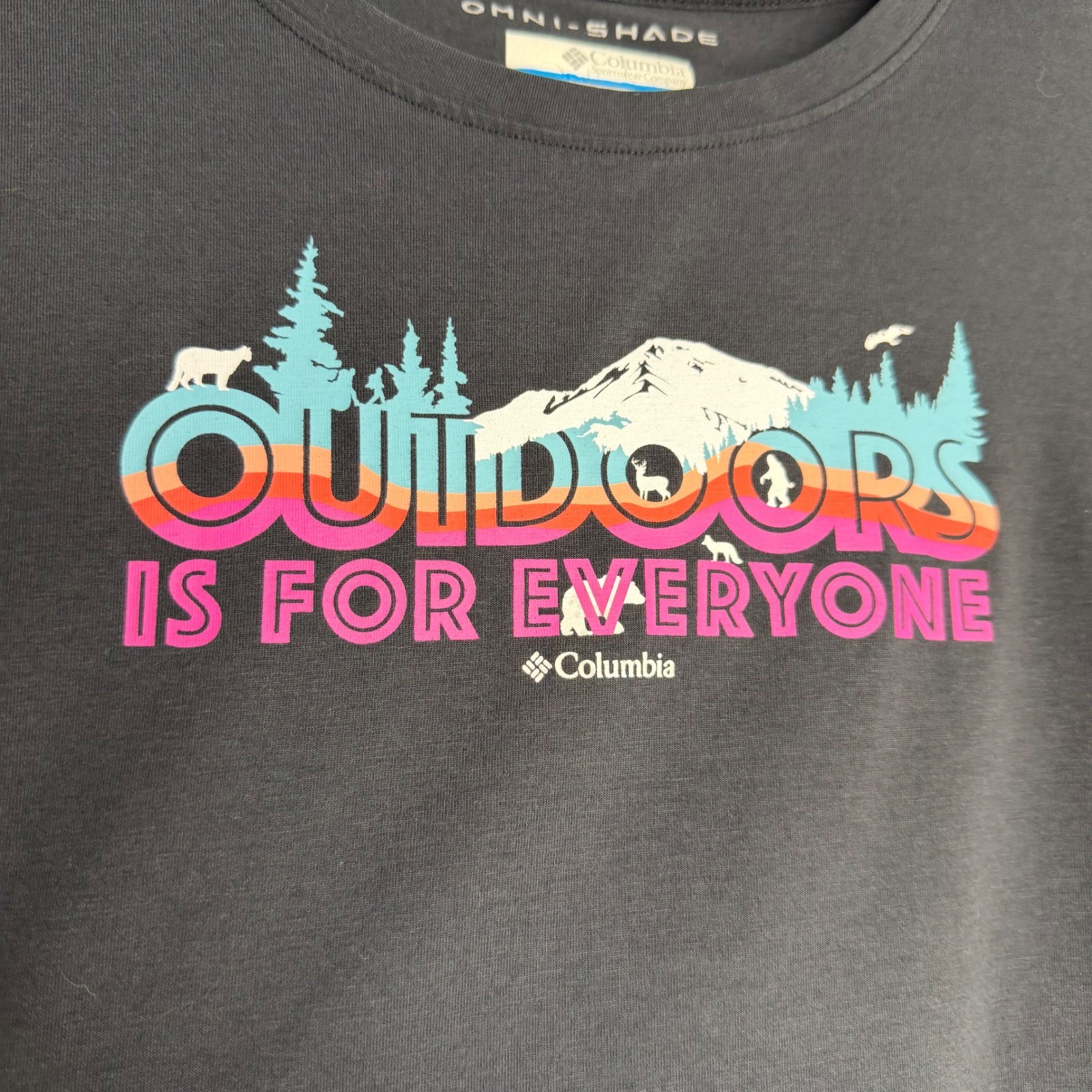 Columbia Outdoors is for Everyone XL T Shirt Outdoor Gorpcore Mountain Girl