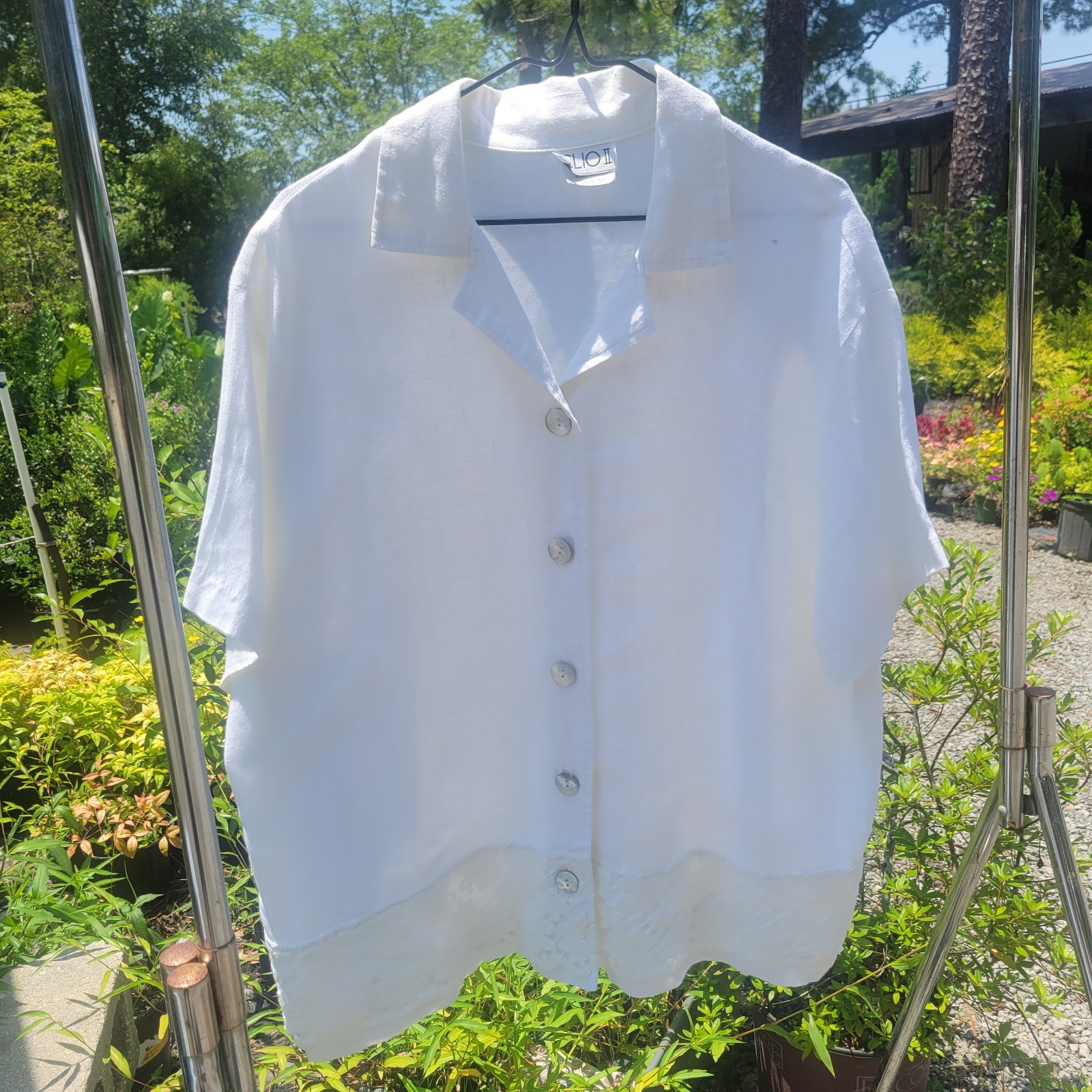 Vintage CLIO II Women 80s 90s Y2K Iridescent Buttons Lace Bottom Top